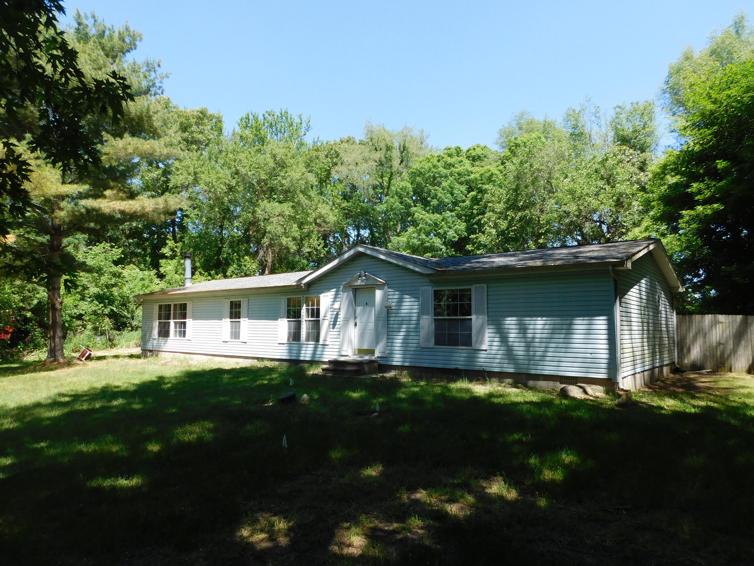 27134 Deerfield Lane Edwardsburg MI 49112