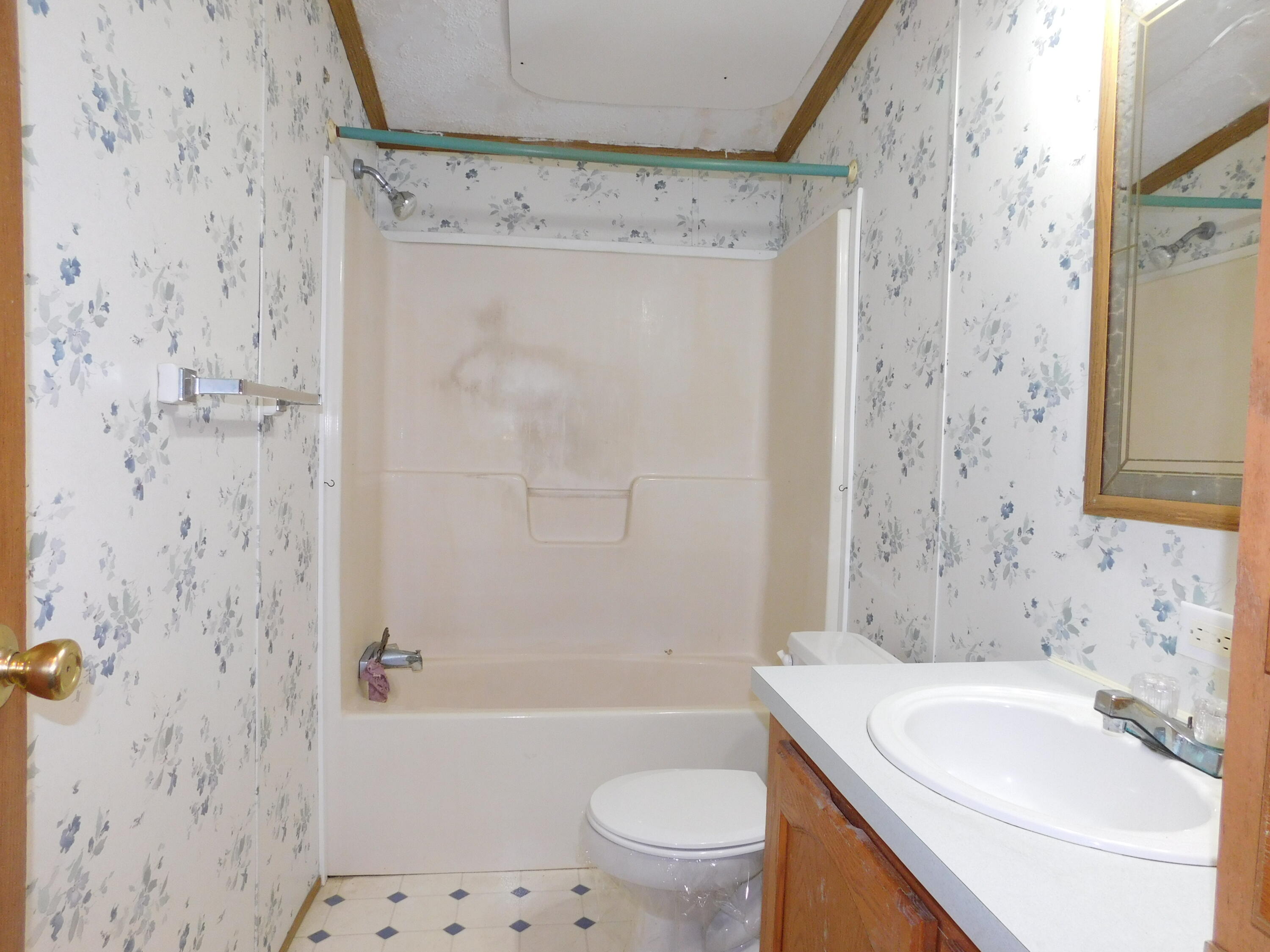 27134 Deerfield Lane Edwardsburg MI 49112