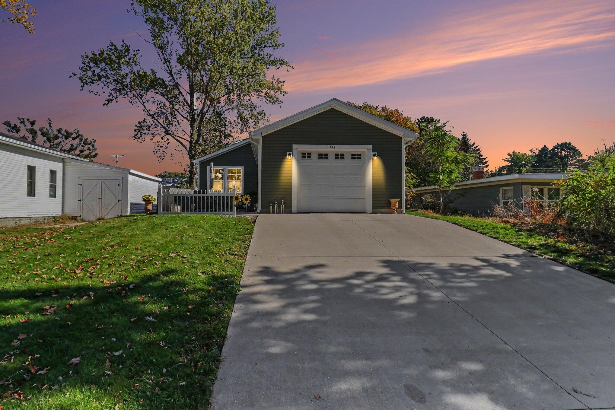 722 N Delia Street Ludington MI 49431