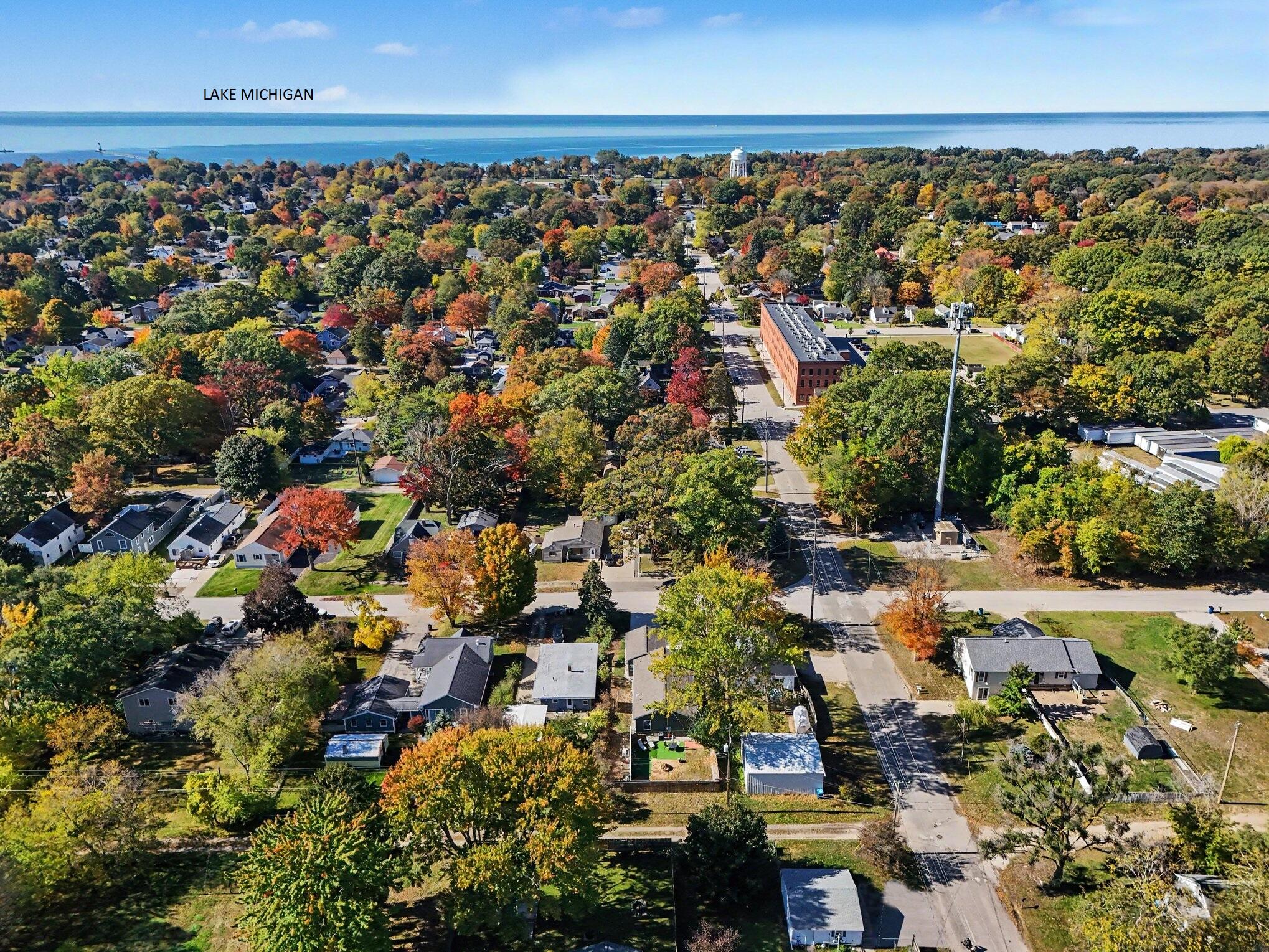 722 N Delia Street Ludington MI 49431
