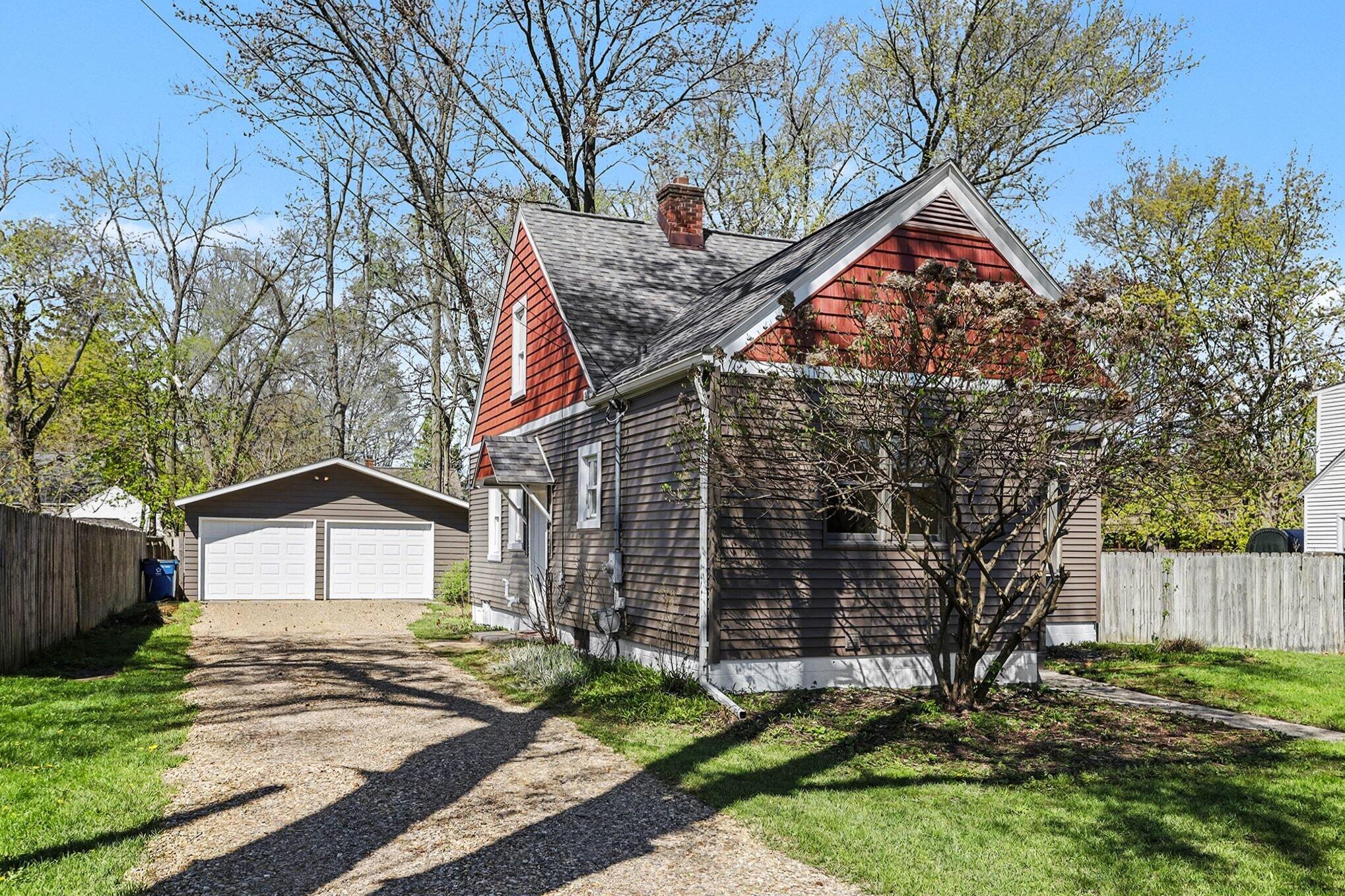 1731 Baker Drive Kalamazoo MI 49048