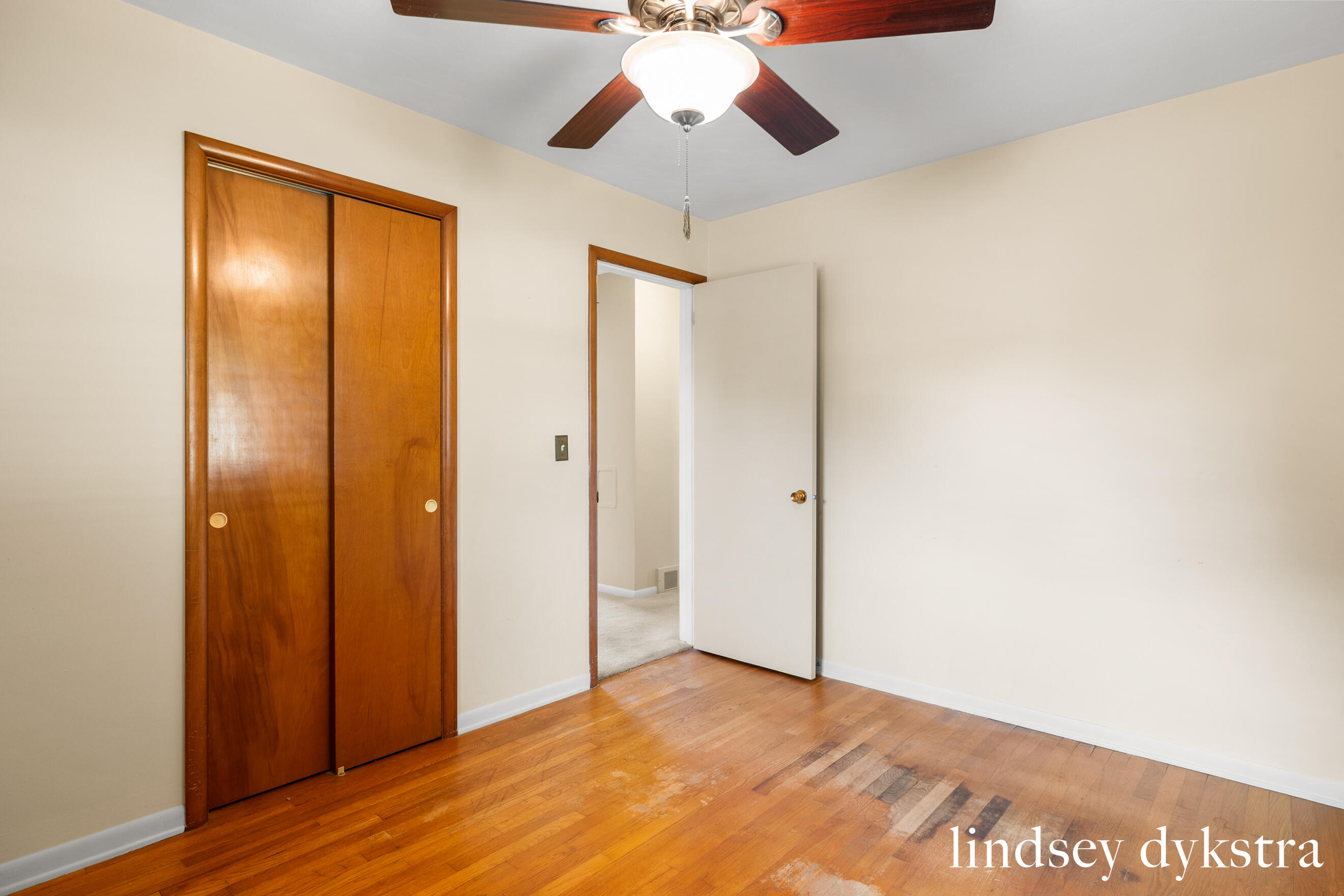 920 Coventry Drive NW Grand Rapids MI 49544