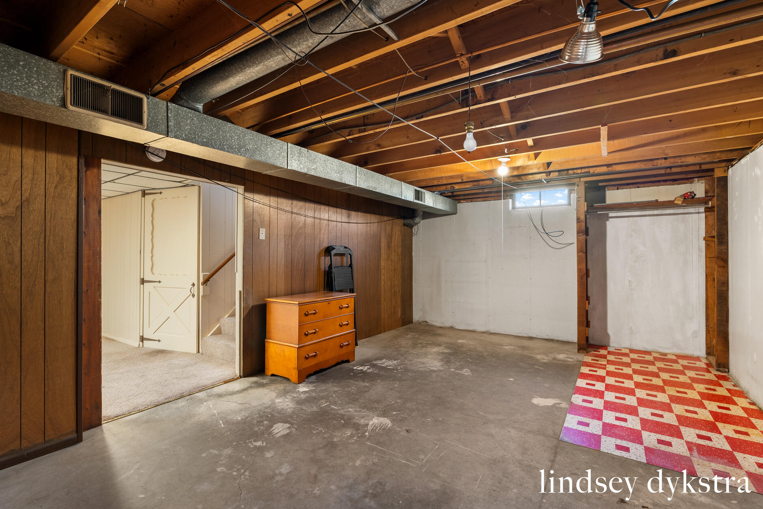 920 Coventry Drive NW Grand Rapids MI 49544