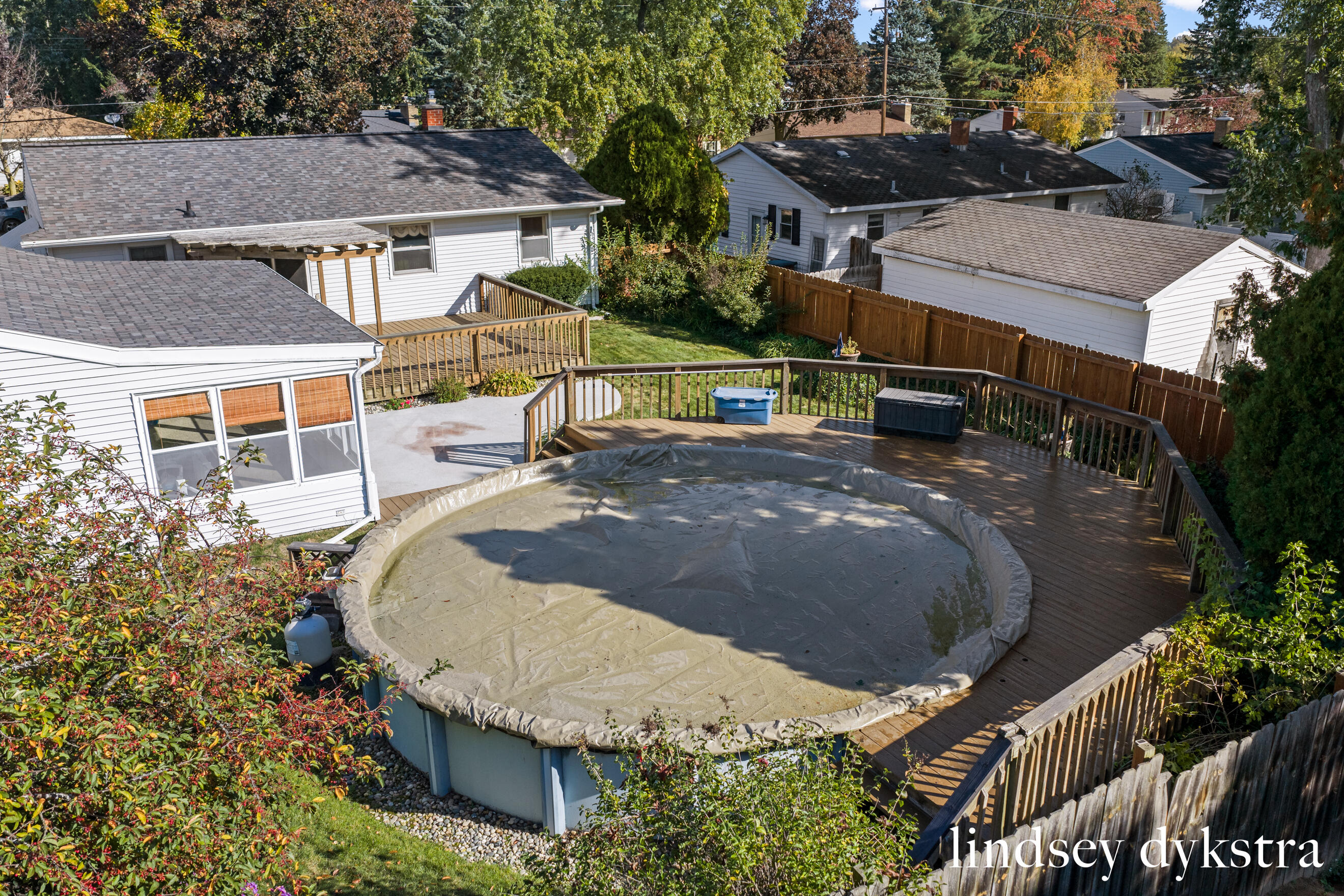920 Coventry Drive NW Grand Rapids MI 49544