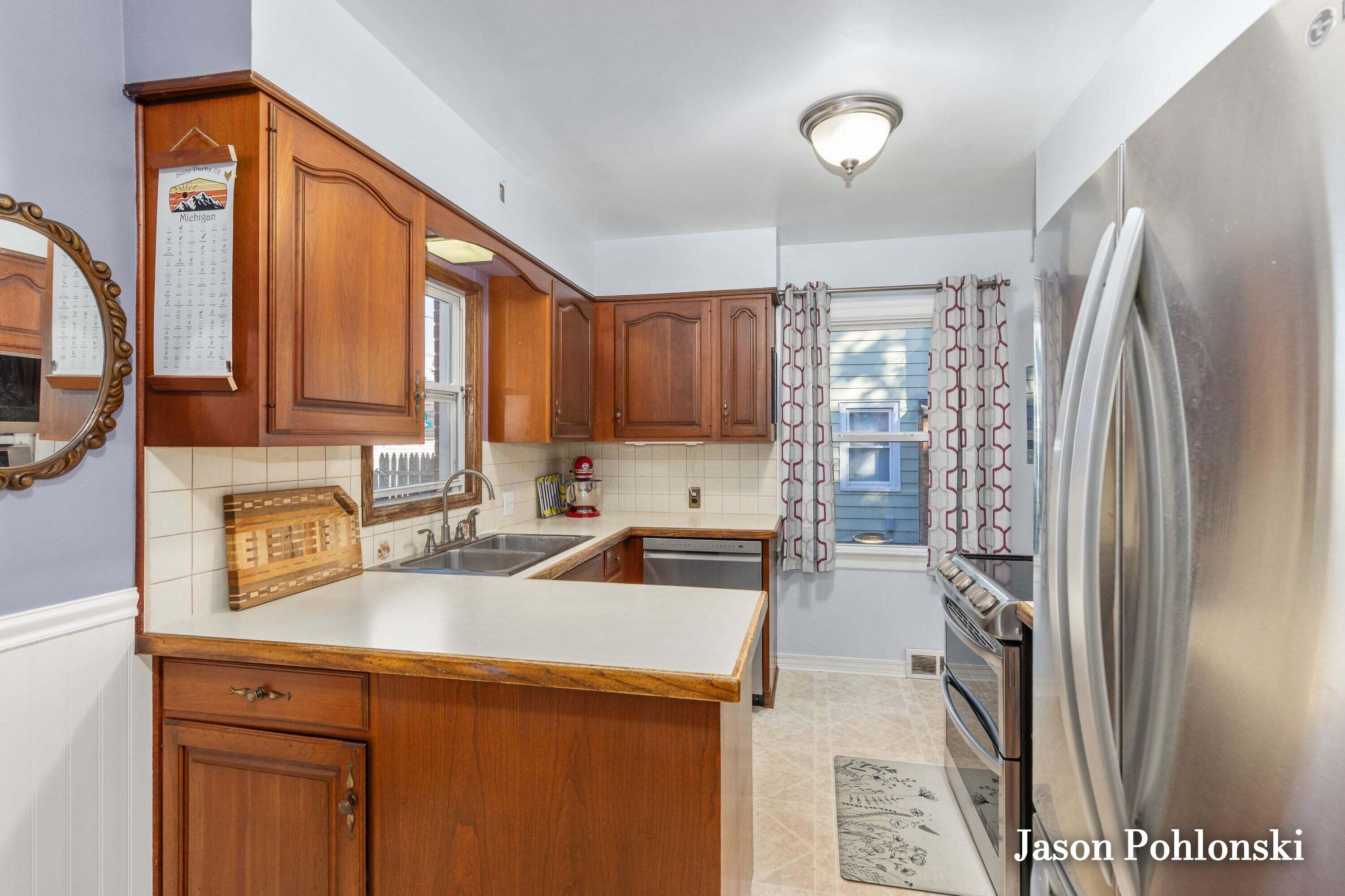 1805 Fremont Avenue NW Grand Rapids MI 49504