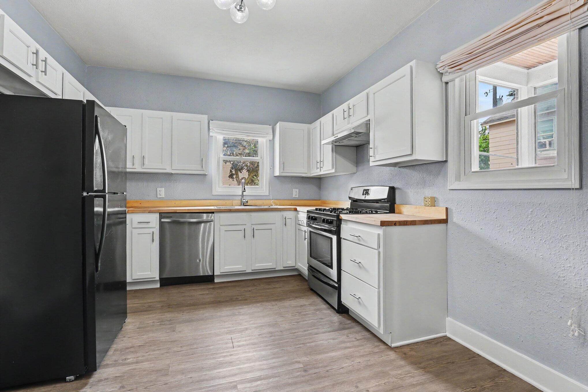 800 6th Street NW Grand Rapids MI 49504