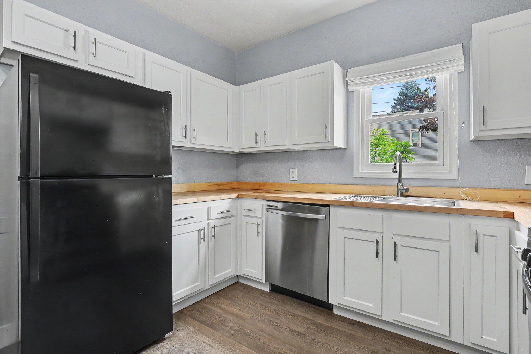 800 6th Street NW Grand Rapids MI 49504