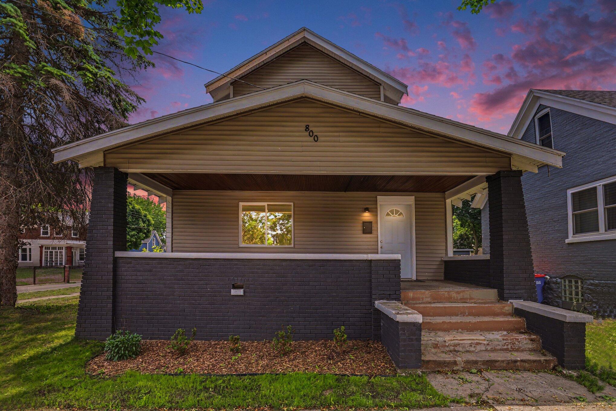 800 6th Street NW Grand Rapids MI 49504