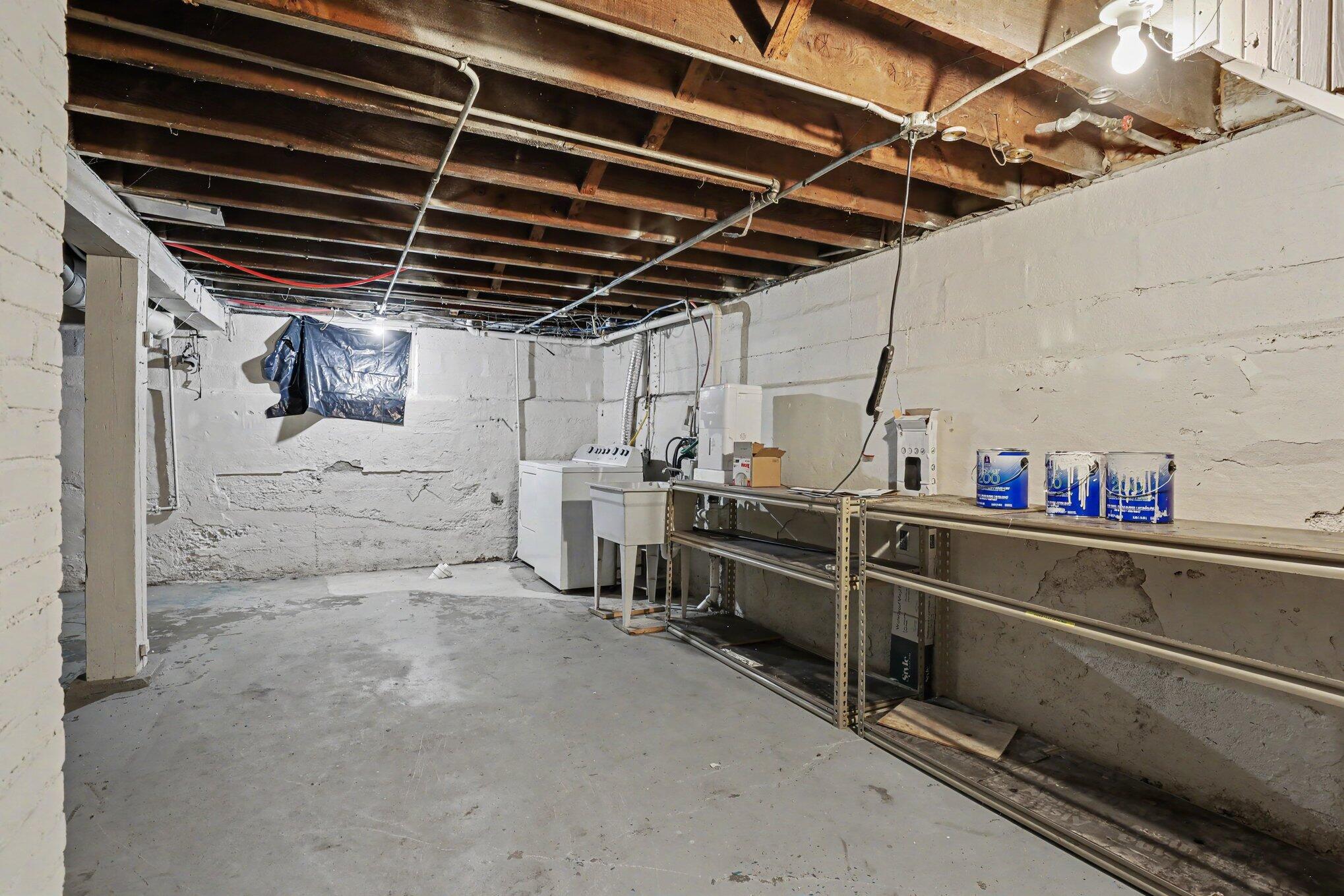 800 6th Street NW Grand Rapids MI 49504