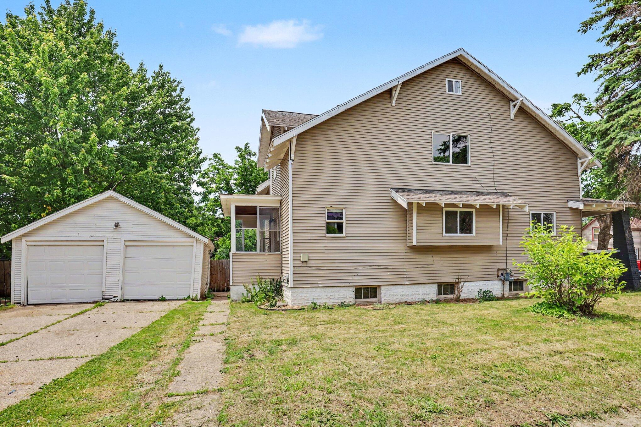 800 6th Street NW Grand Rapids MI 49504
