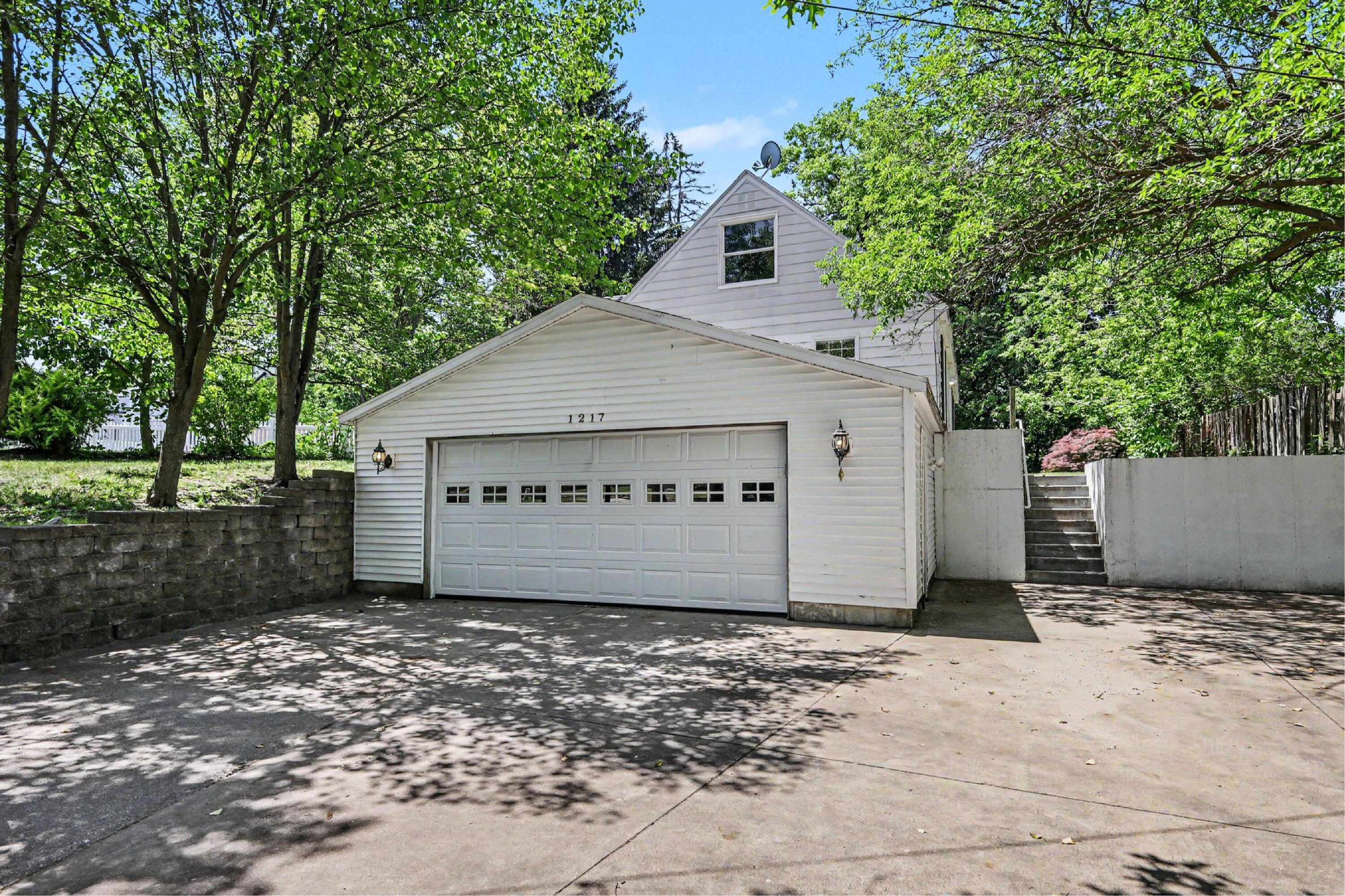 1217 Plymouth Avenue SE Grand Rapids MI 49506