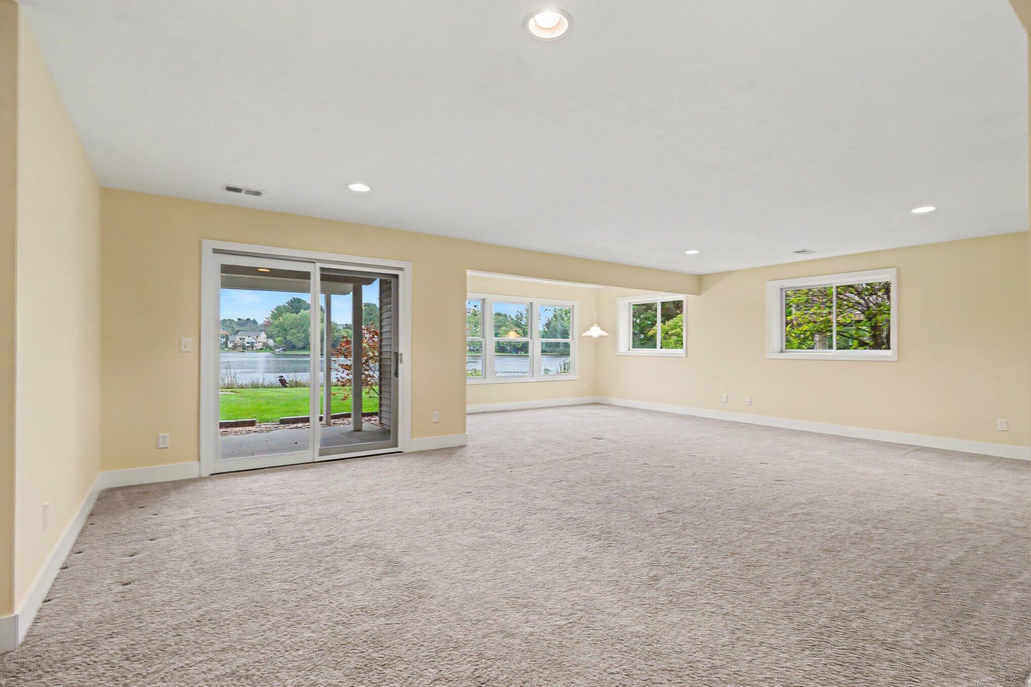 6852 Westshire Drive Norton Shores MI 49444