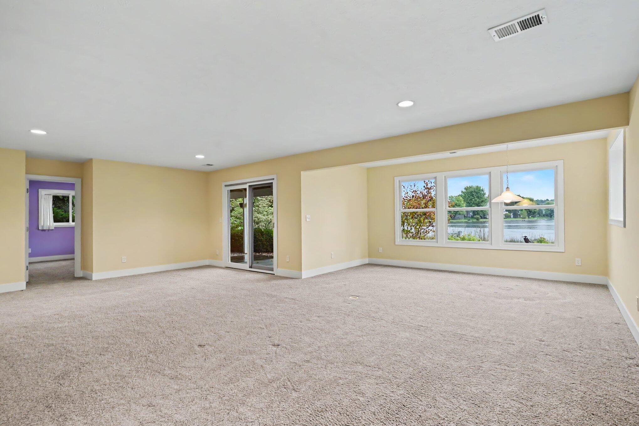 6852 Westshire Drive Norton Shores MI 49444
