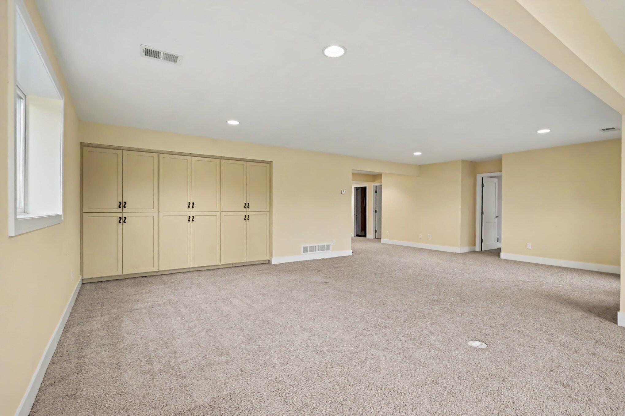 6852 Westshire Drive Norton Shores MI 49444