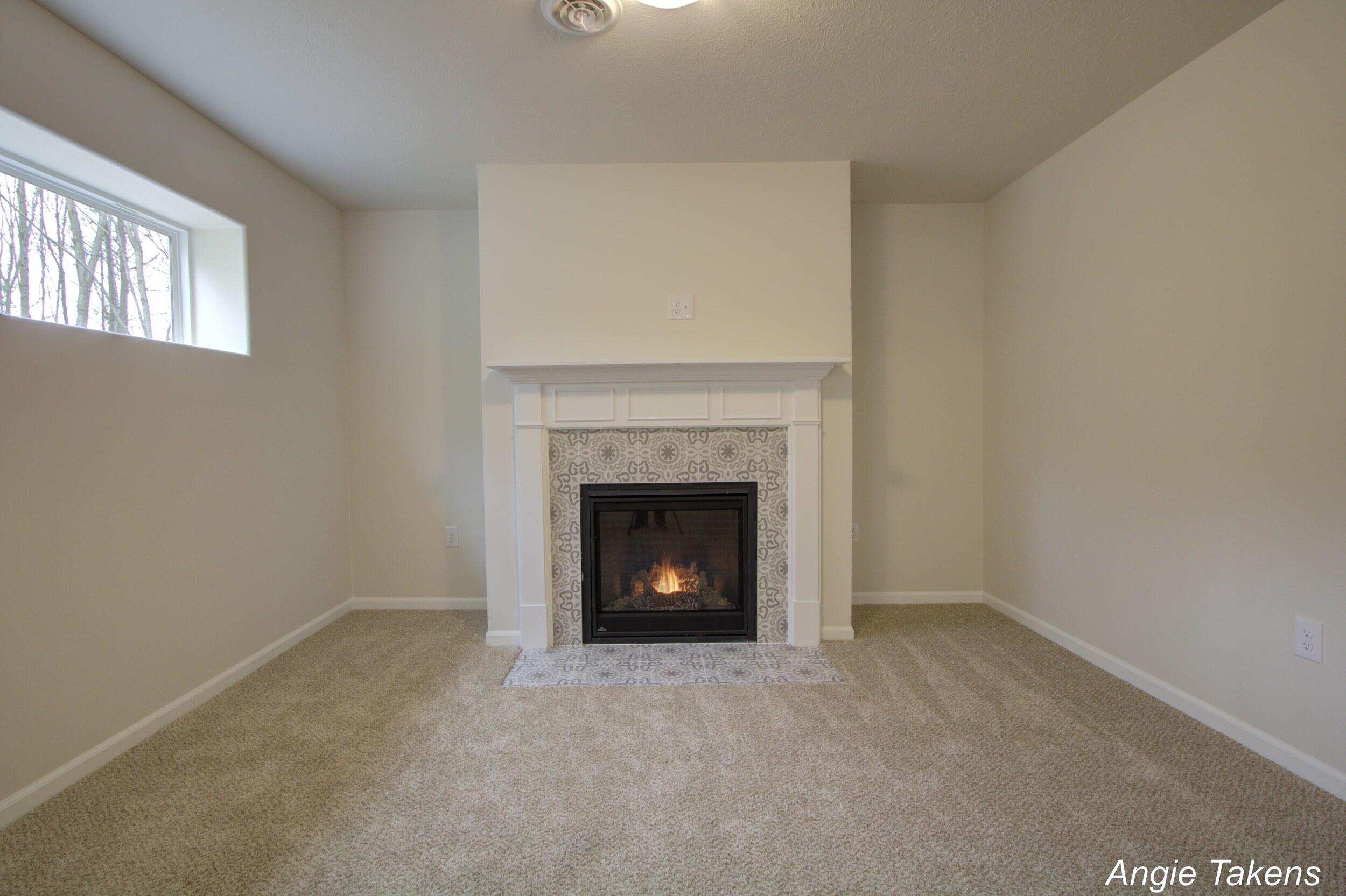 3575 13 Mile Road NE Rockford MI 49341
