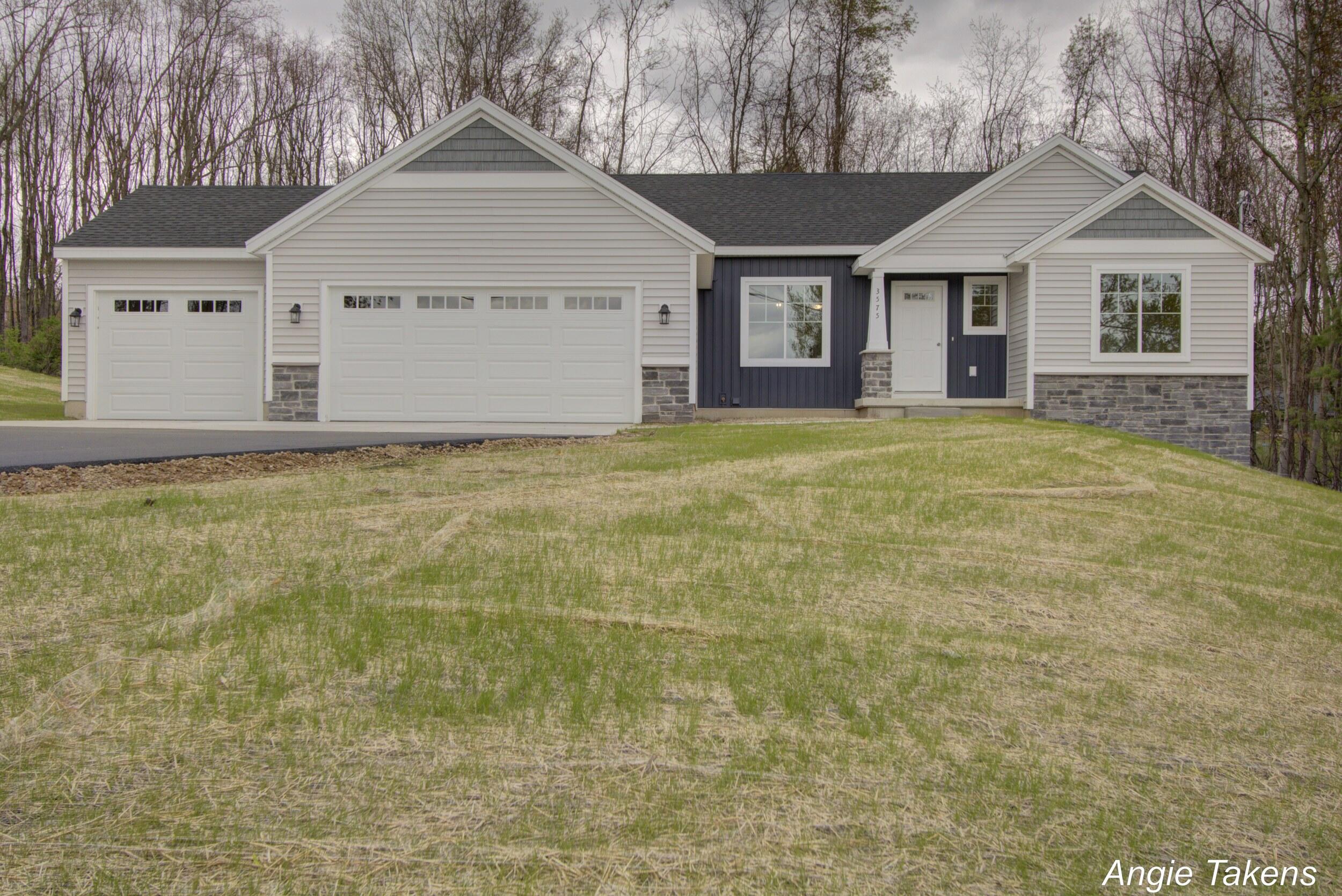 3575 13 Mile Road NE Rockford MI 49341