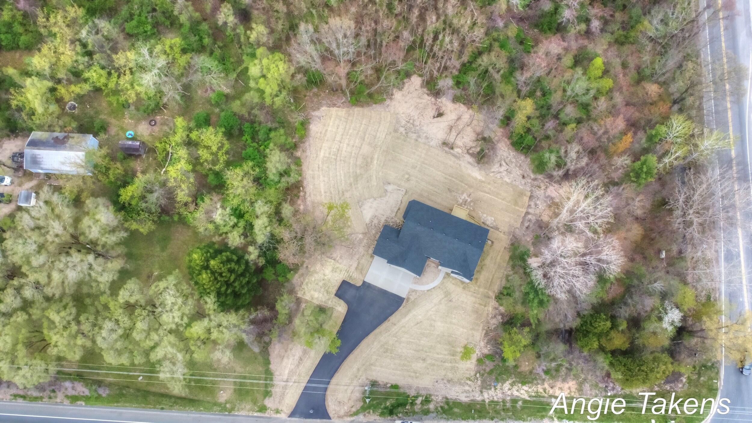 3575 13 Mile Road NE Rockford MI 49341