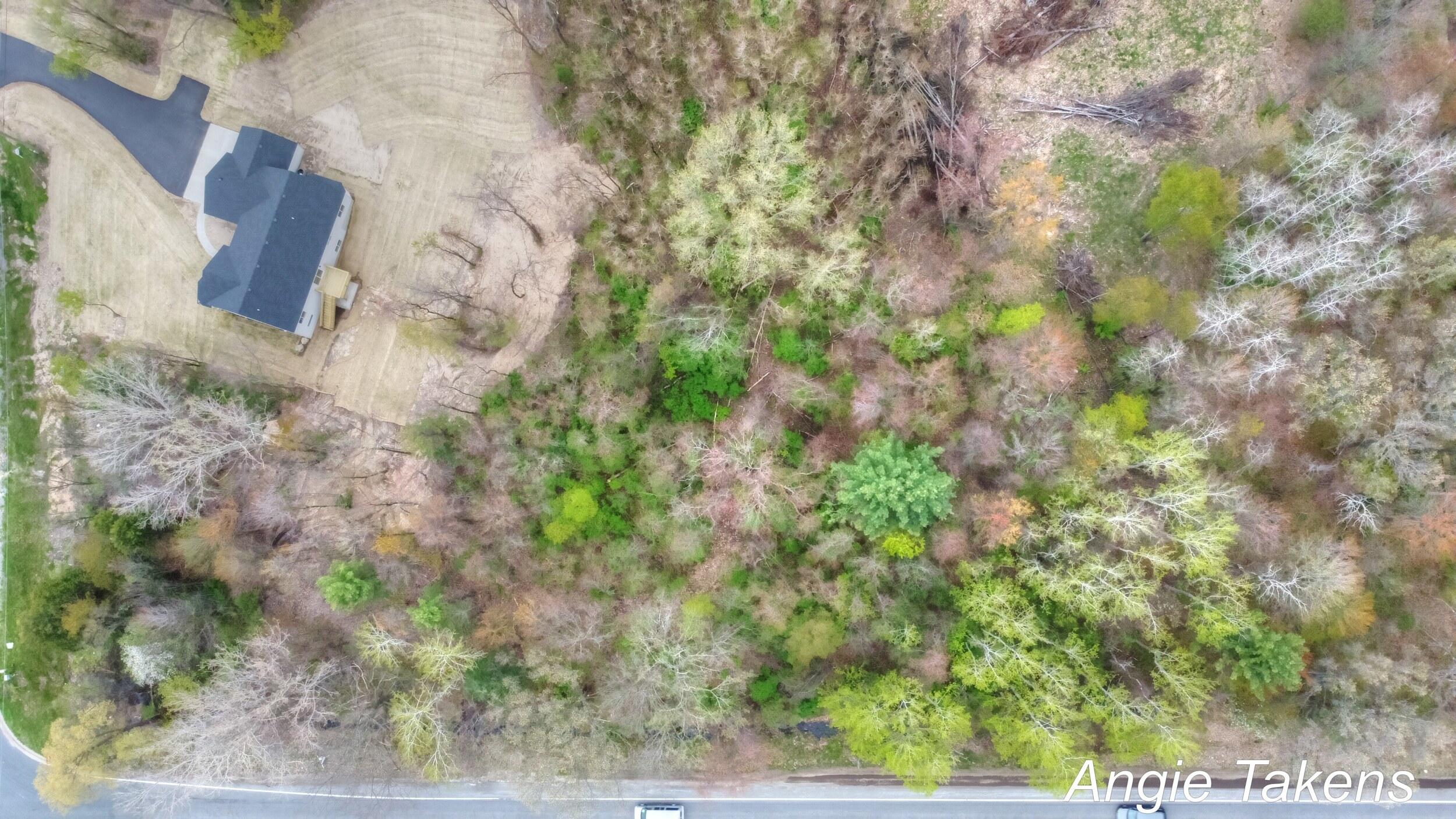 3575 13 Mile Road NE Rockford MI 49341