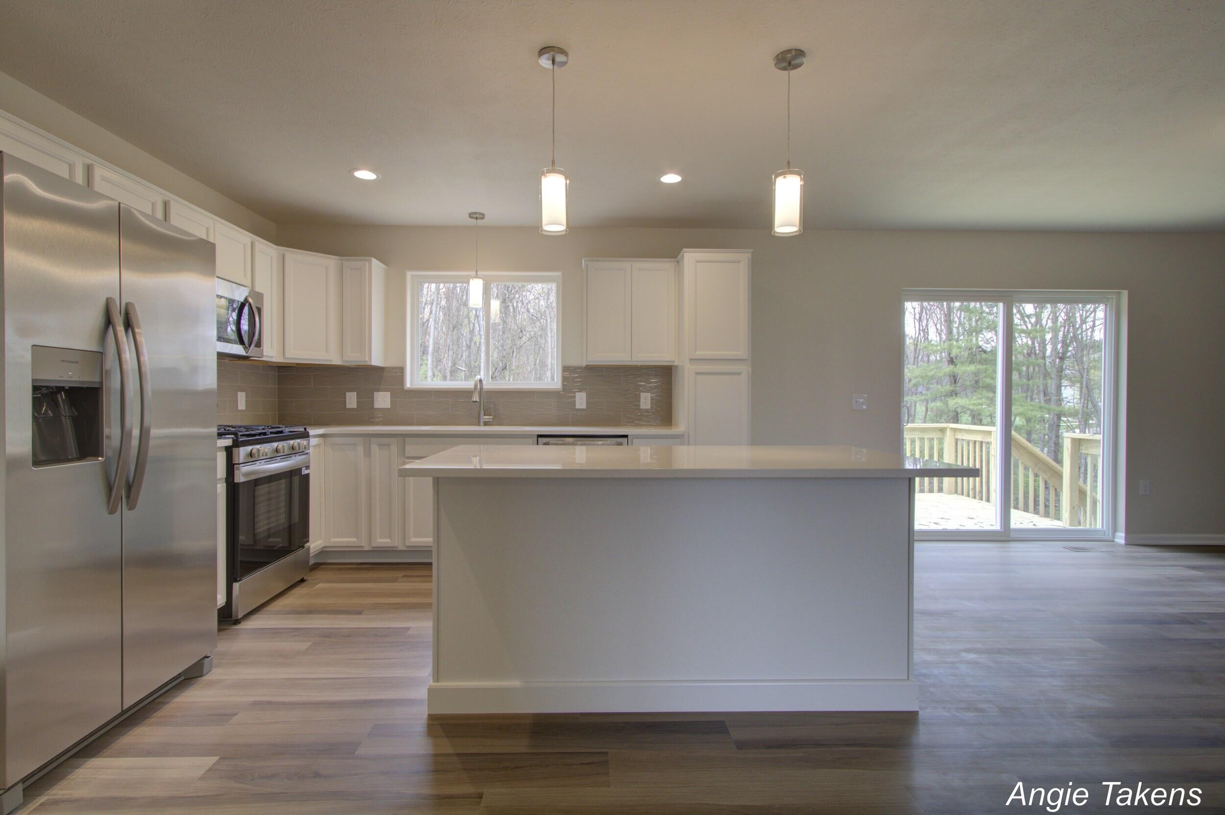 3575 13 Mile Road NE Rockford MI 49341