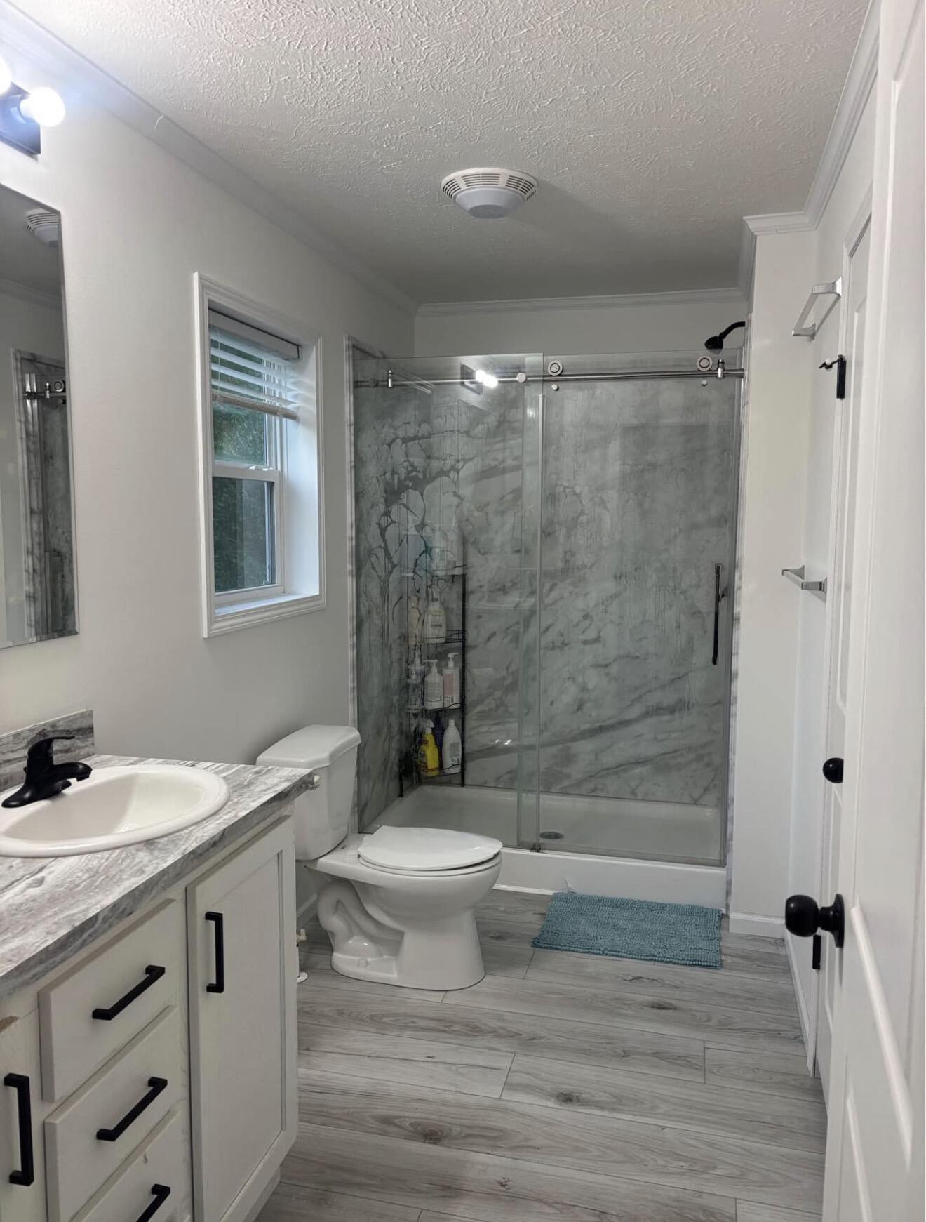3298 Hillcrest Way Zeeland MI 49464