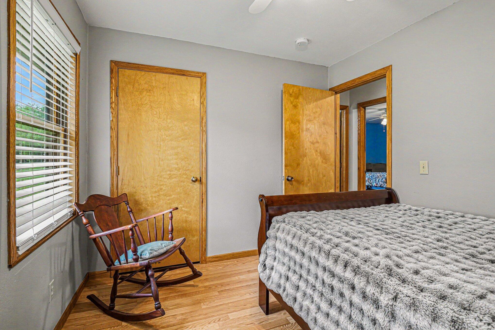 22180 Redfield Street Edwardsburg MI 49112