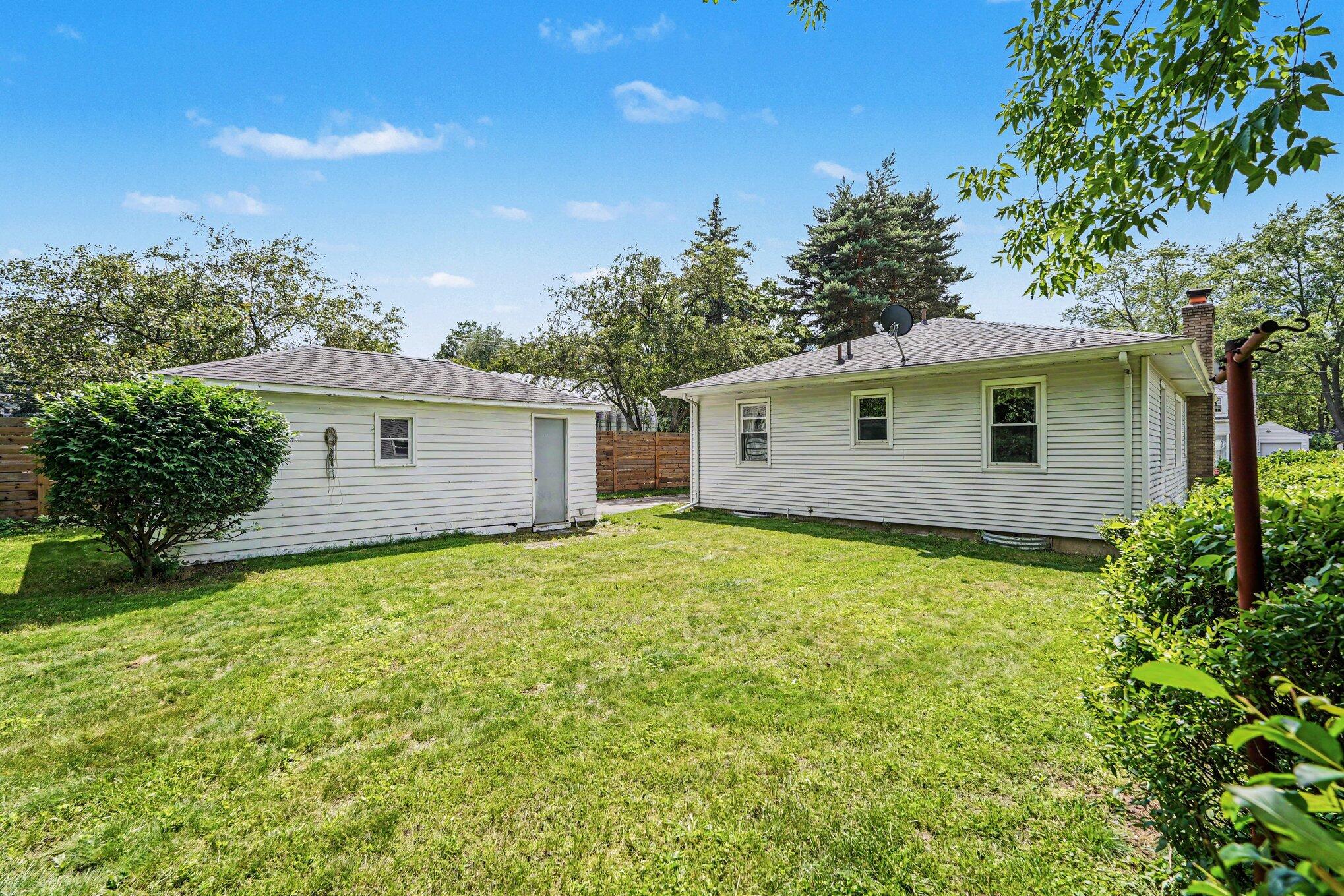 1234 Fay Avenue NW Grand Rapids MI 49504