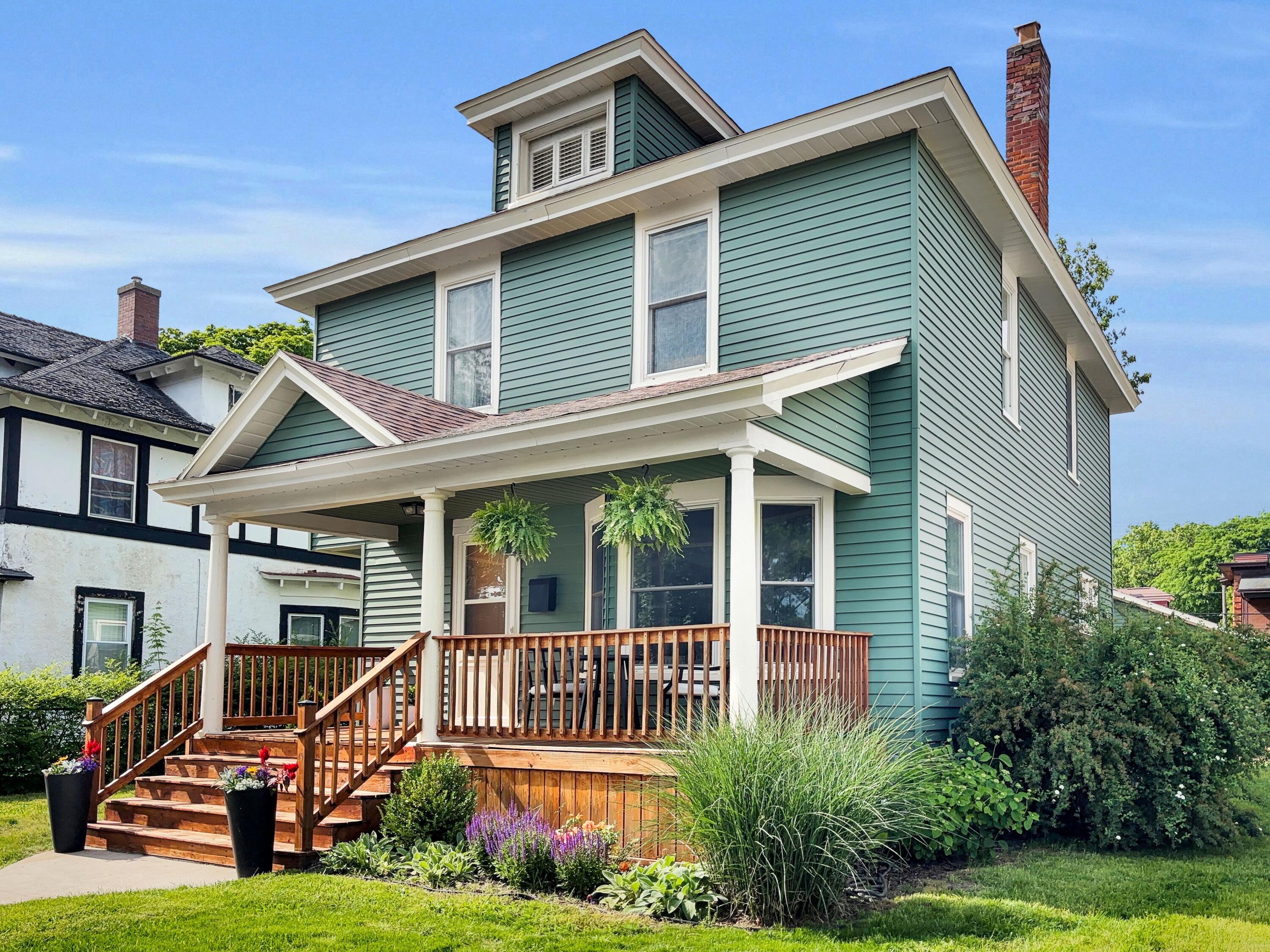 1211 Sigsbee Street SE Grand Rapids MI 49506