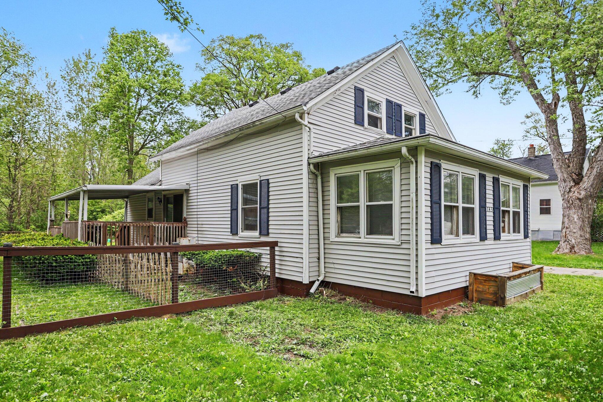 1743 Colby Avenue Kalamazoo MI 49004