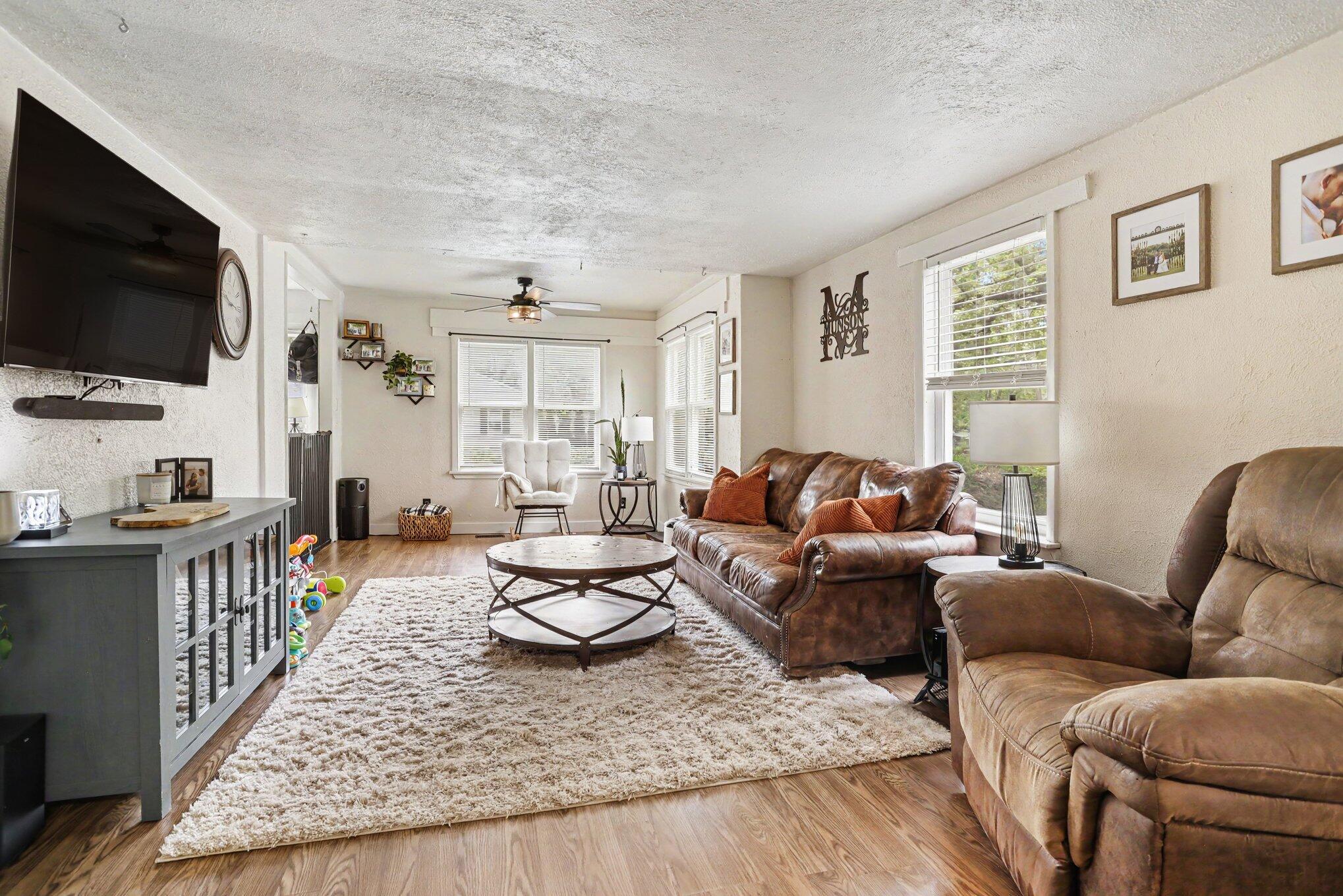 1743 Colby Avenue Kalamazoo MI 49004
