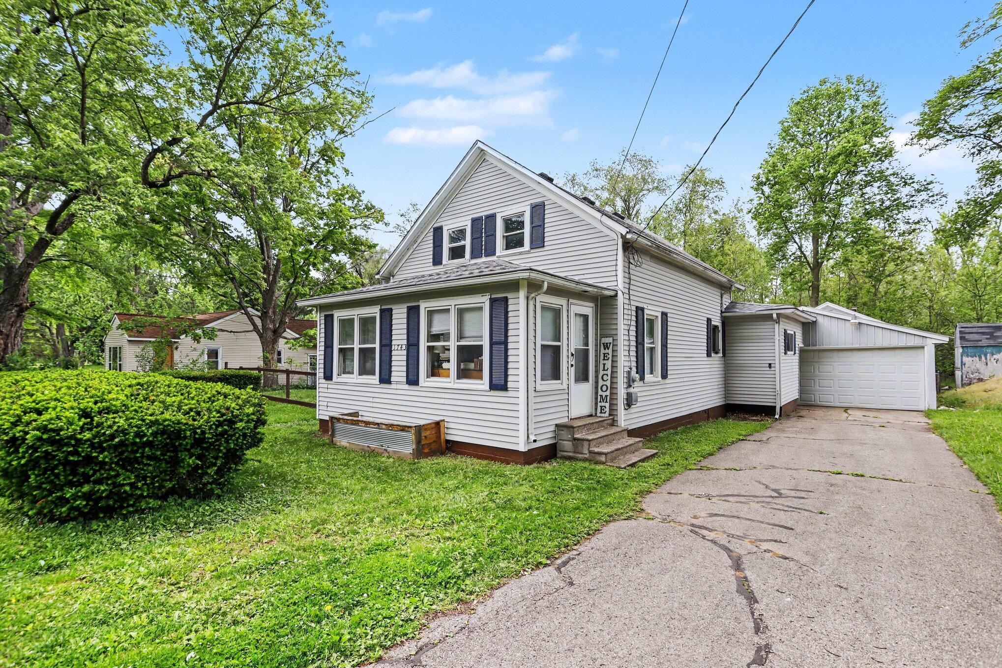 1743 Colby Avenue Kalamazoo MI 49004