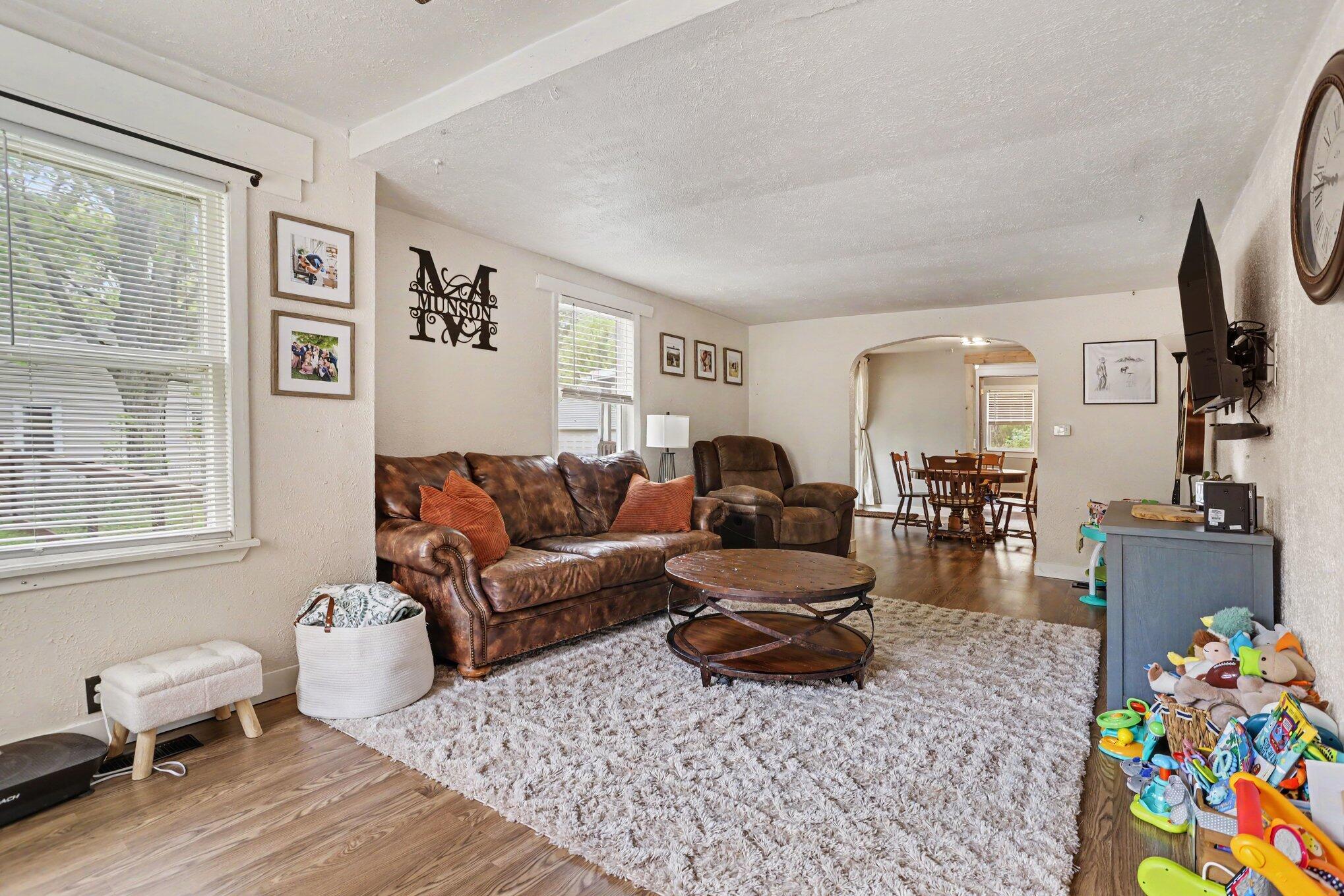 1743 Colby Avenue Kalamazoo MI 49004