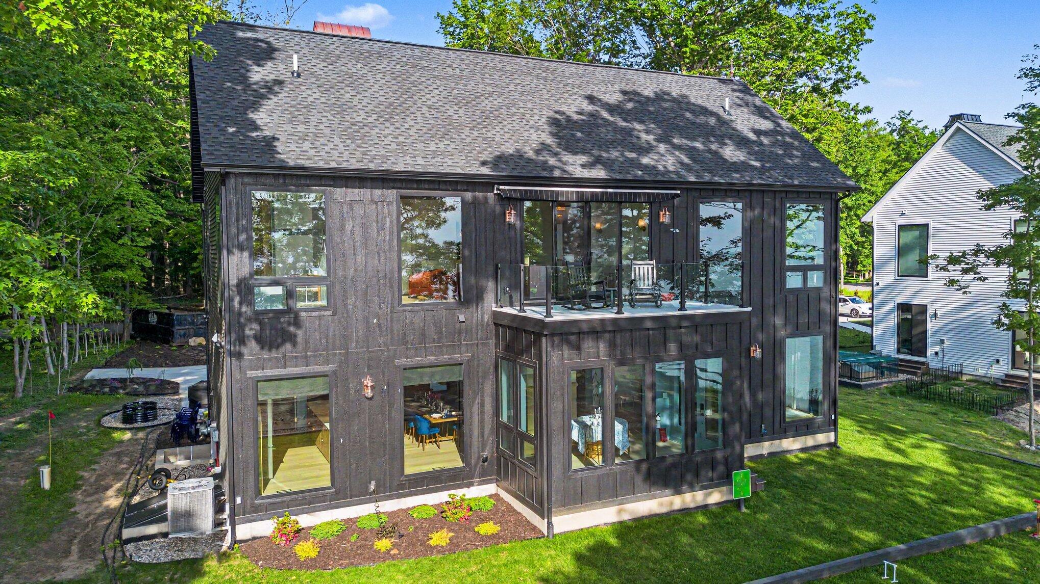 2578 Lakeshore Drive Fennville MI 49408