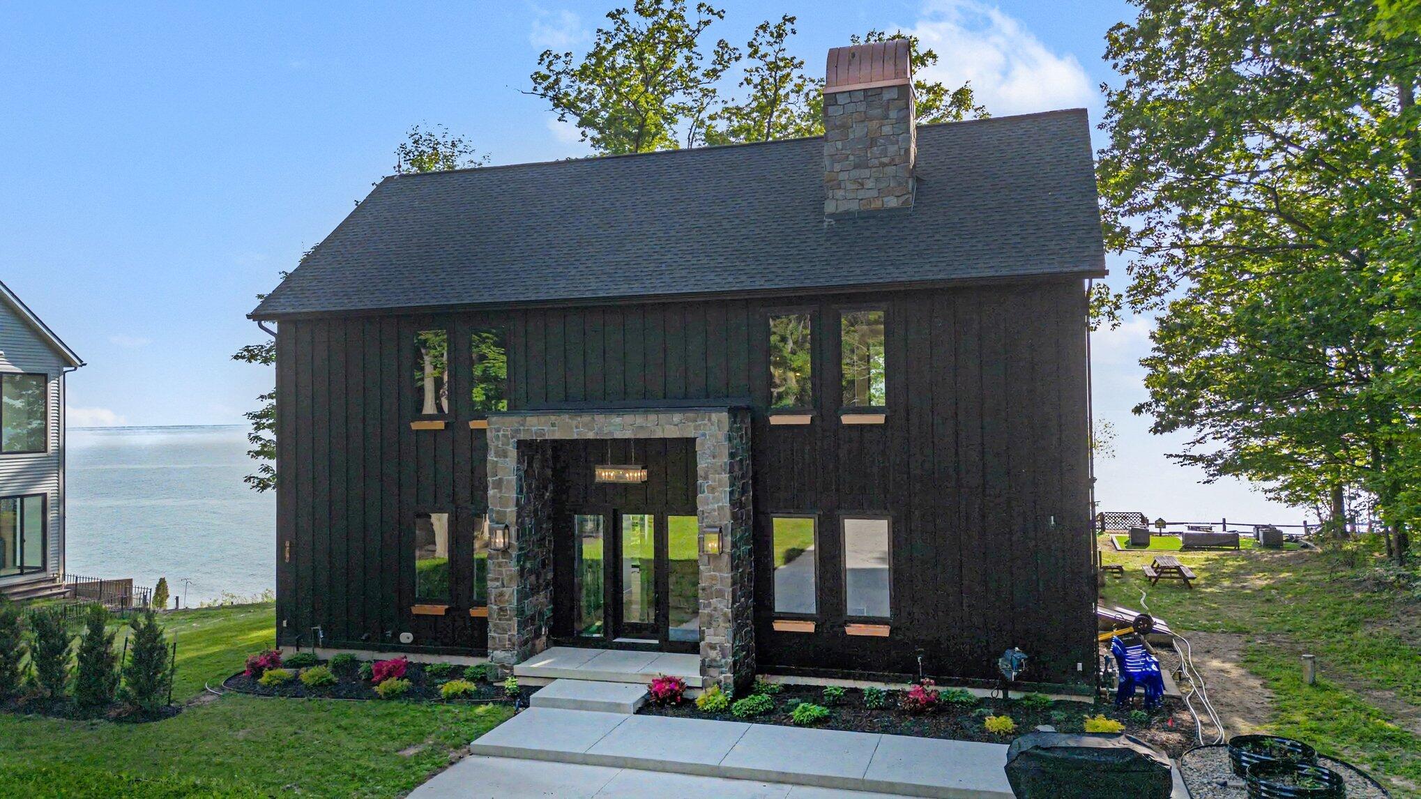 2578 Lakeshore Drive Fennville MI 49408