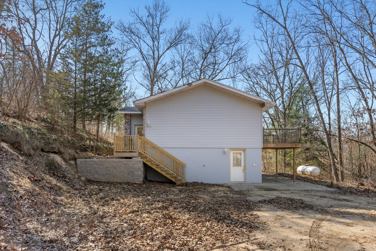 8945 Vergennes Street SE Ada MI 49301