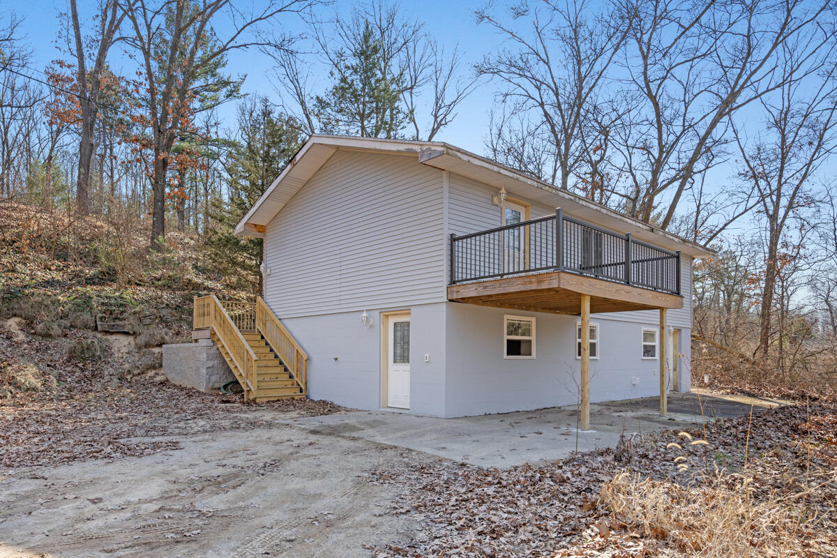 8945 Vergennes Street SE Ada MI 49301