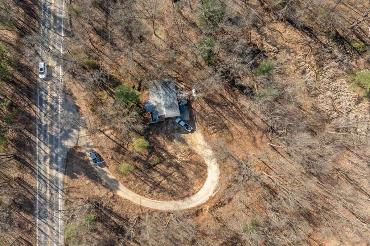 8945 Vergennes Street SE Ada MI 49301