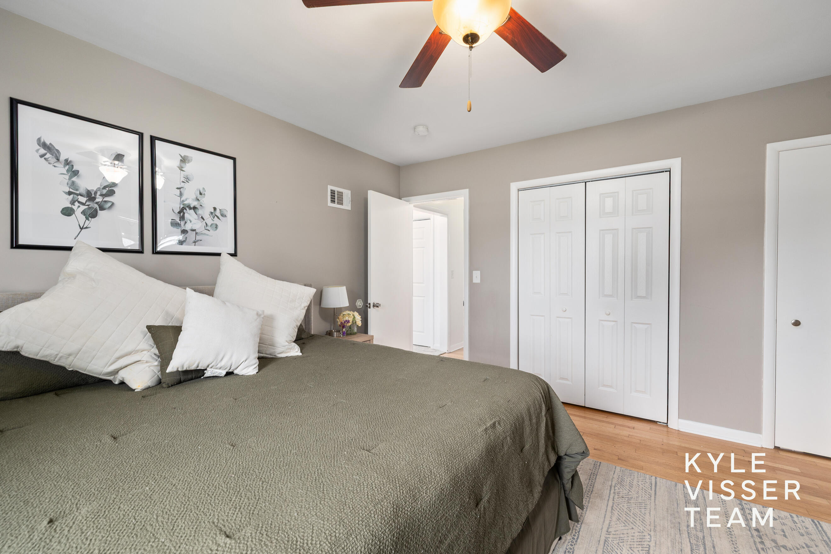 3030 Cascade Road SE East Grand Rapids MI 49506