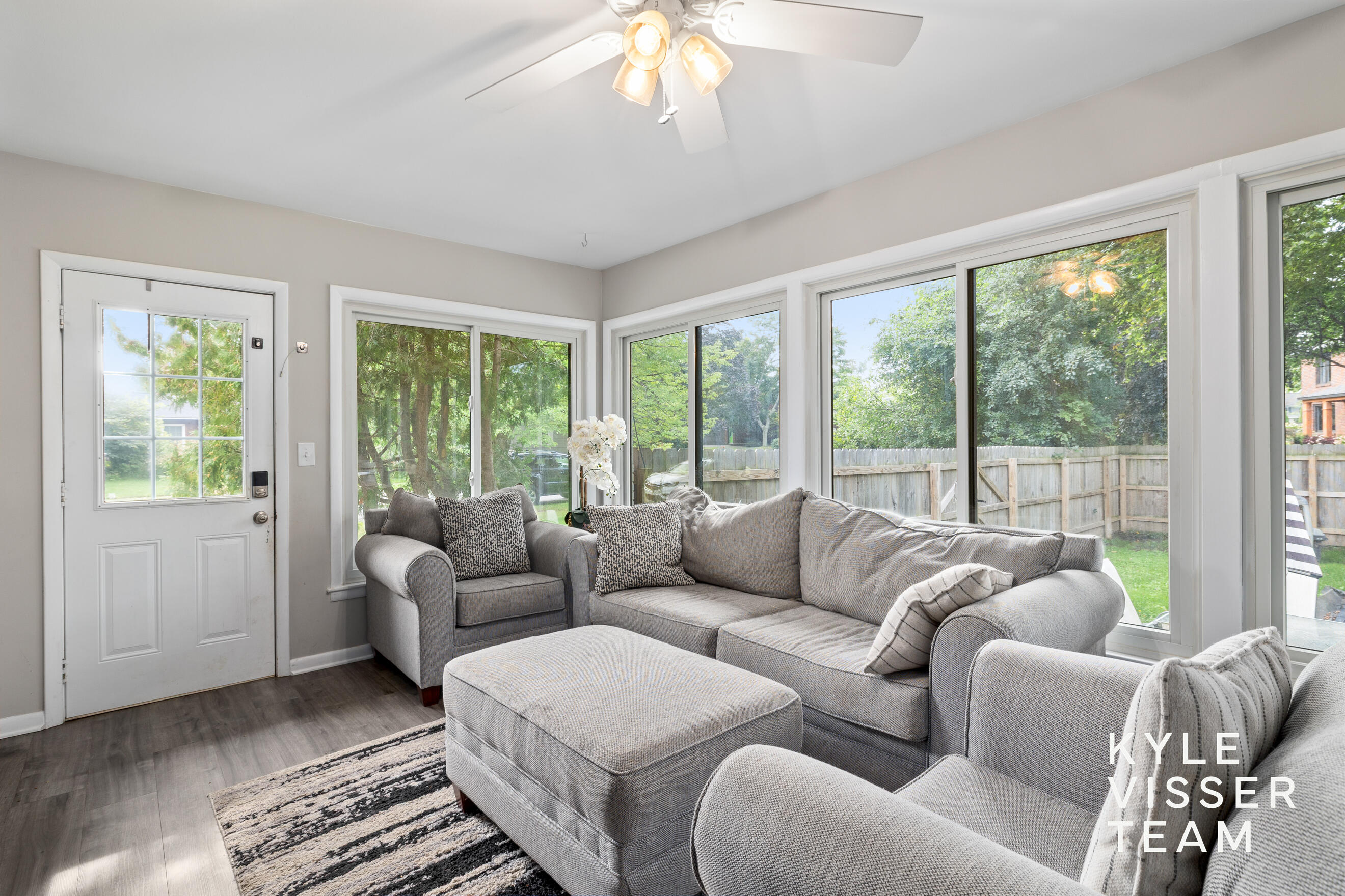 3030 Cascade Road SE East Grand Rapids MI 49506