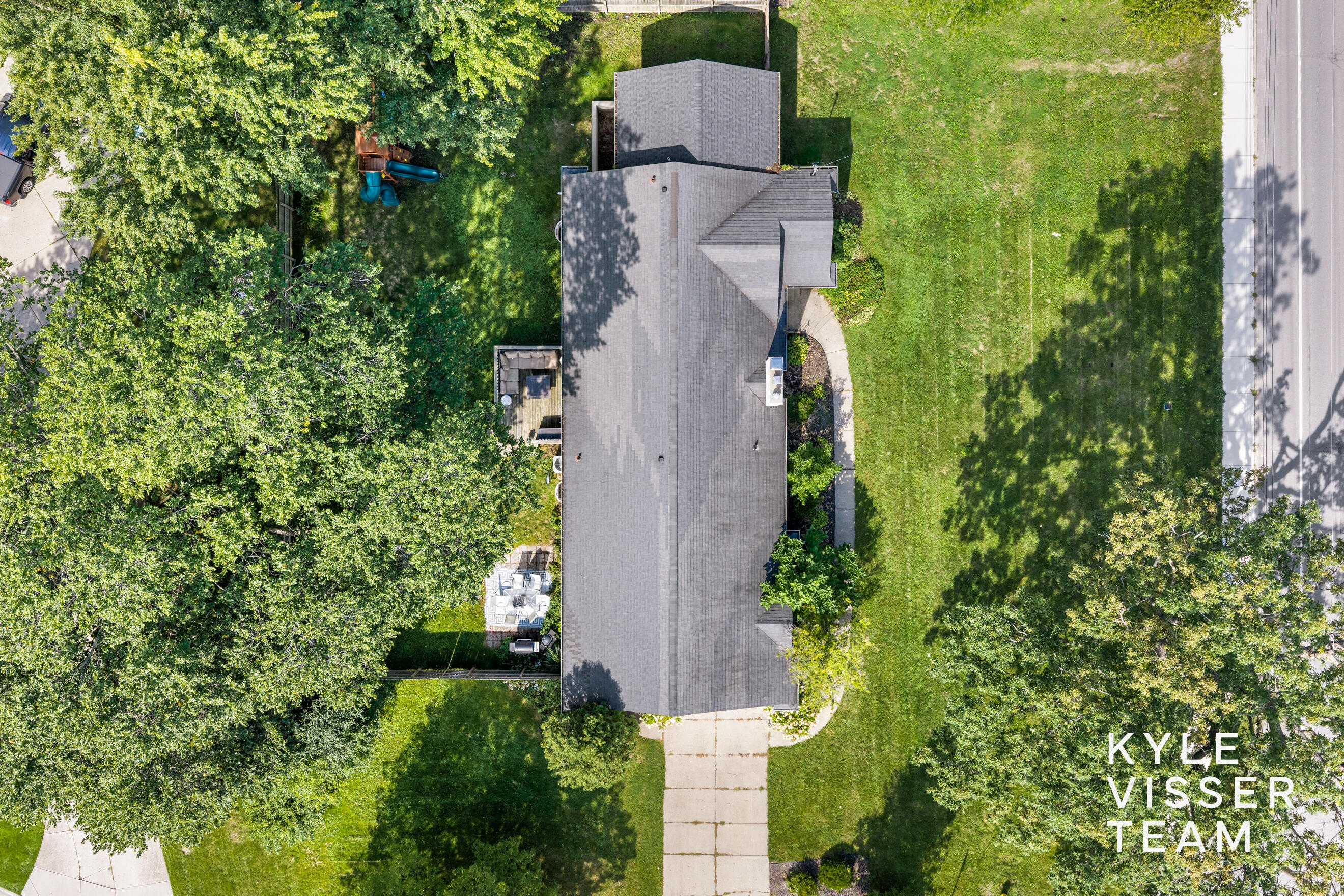 3030 Cascade Road SE East Grand Rapids MI 49506