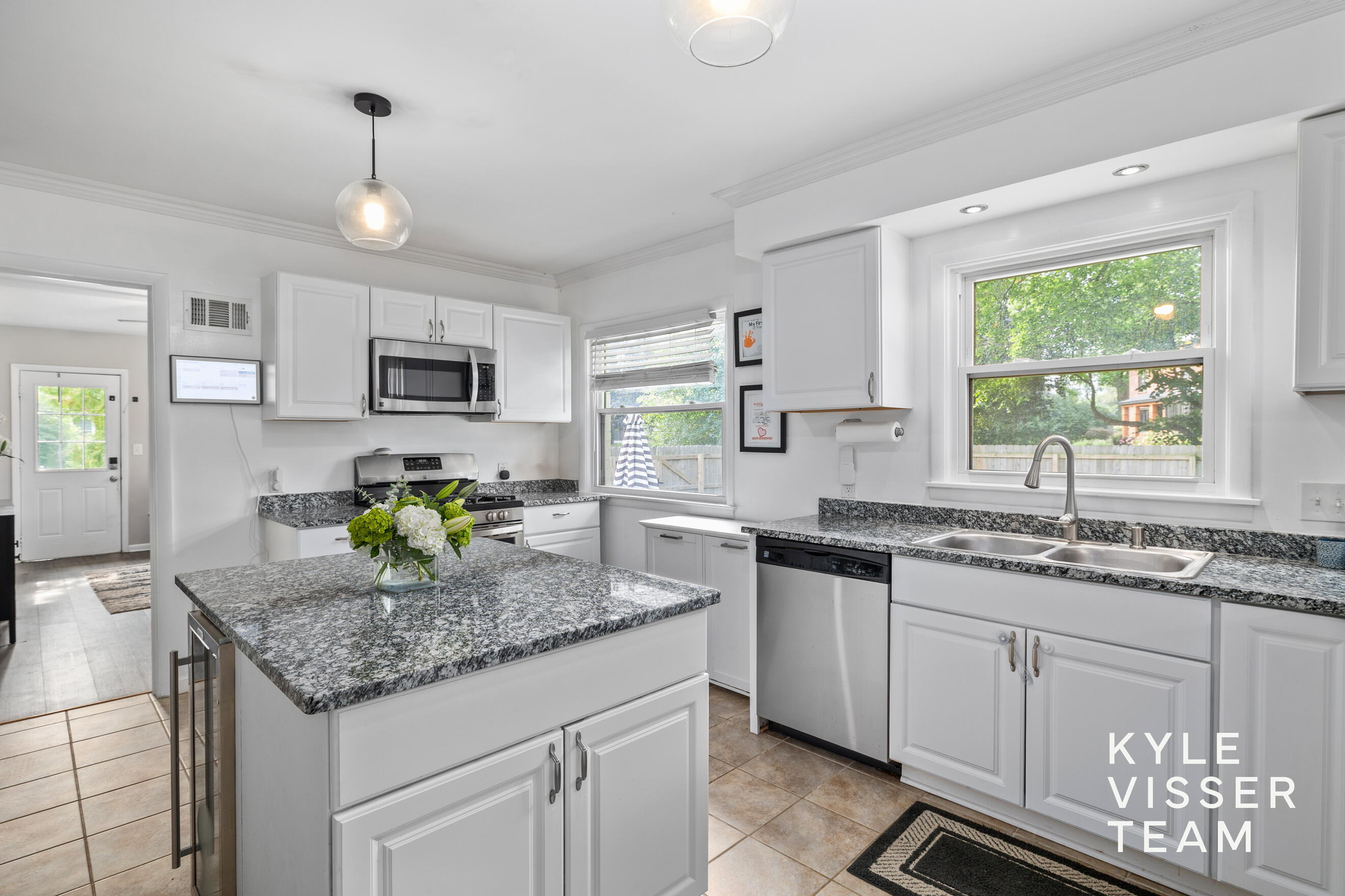 3030 Cascade Road SE East Grand Rapids MI 49506