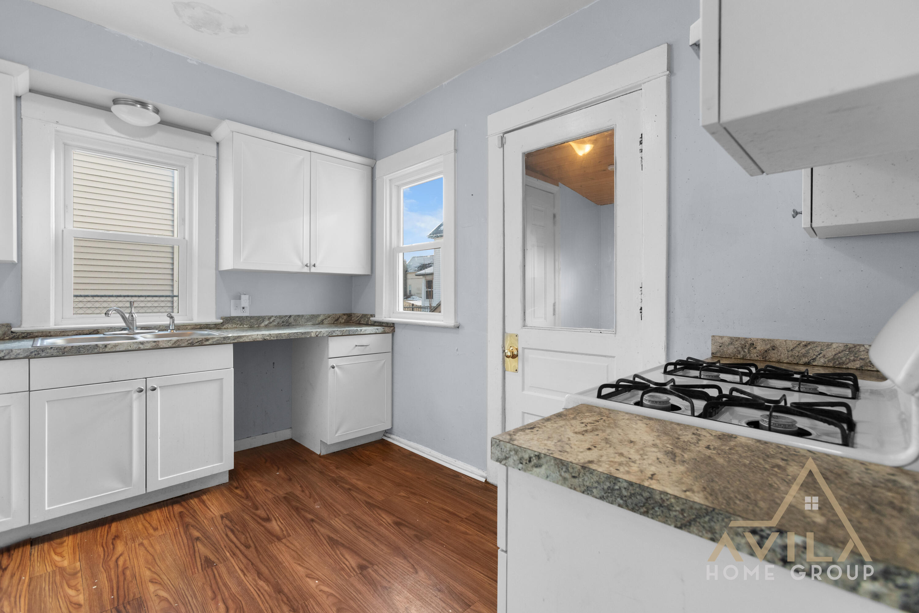 452 Howard Street SE Grand Rapids MI 49507