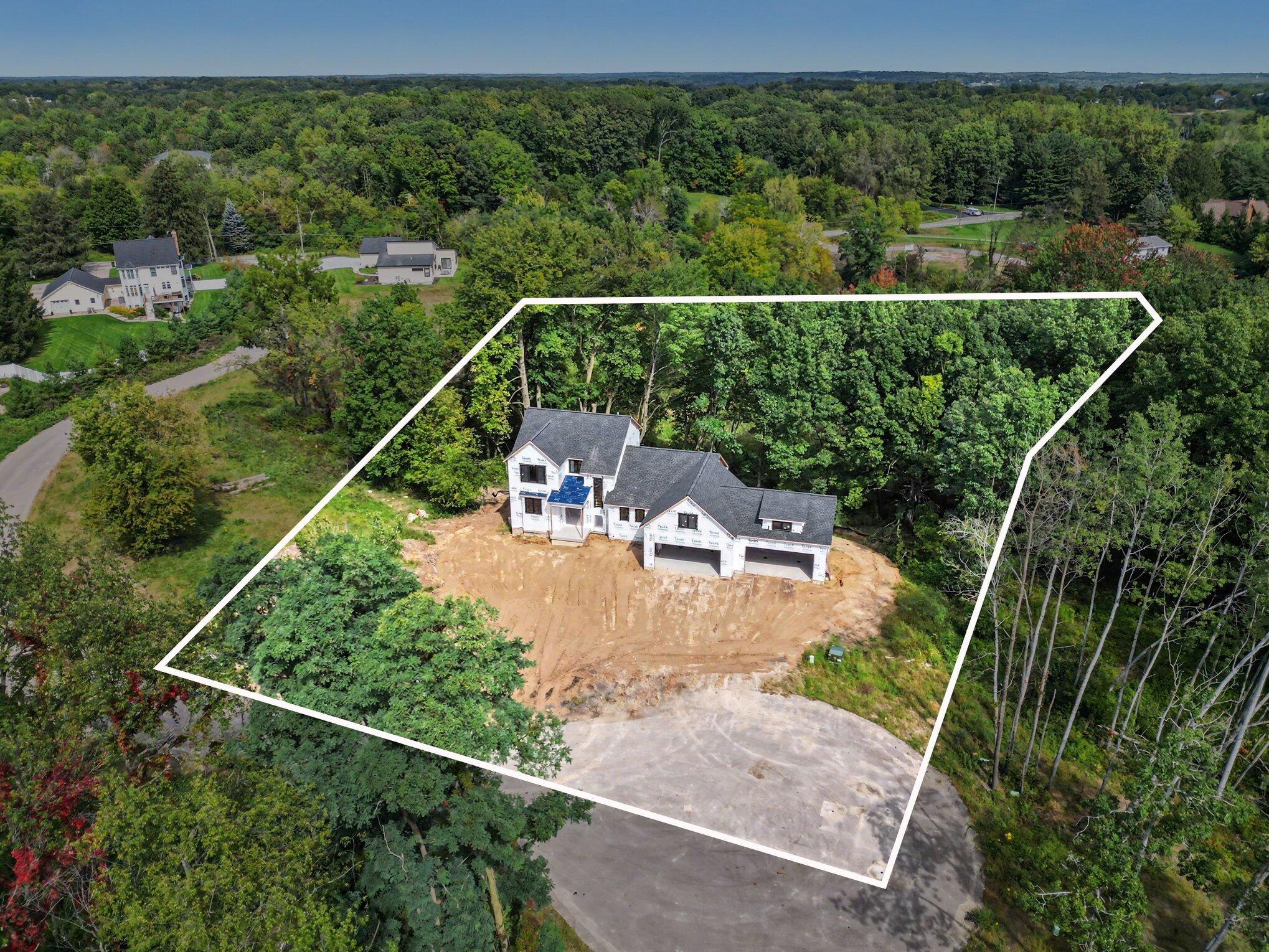 754 W Sedona Hills Court NE Grand Rapids MI 49525