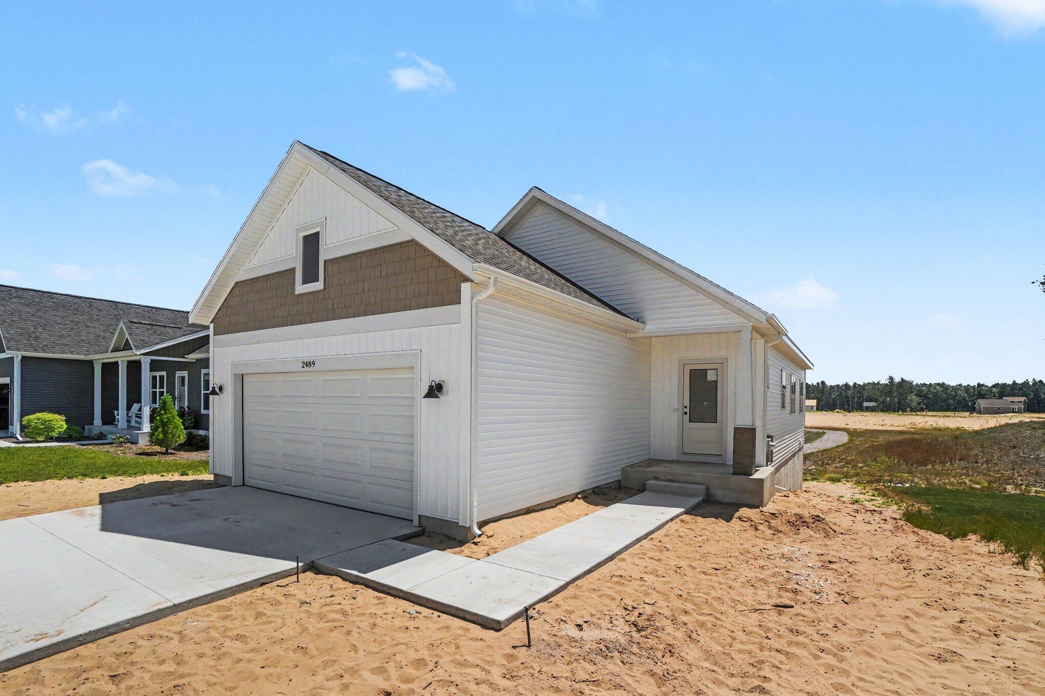 2489 Gray Wolf Way Muskegon MI 49444