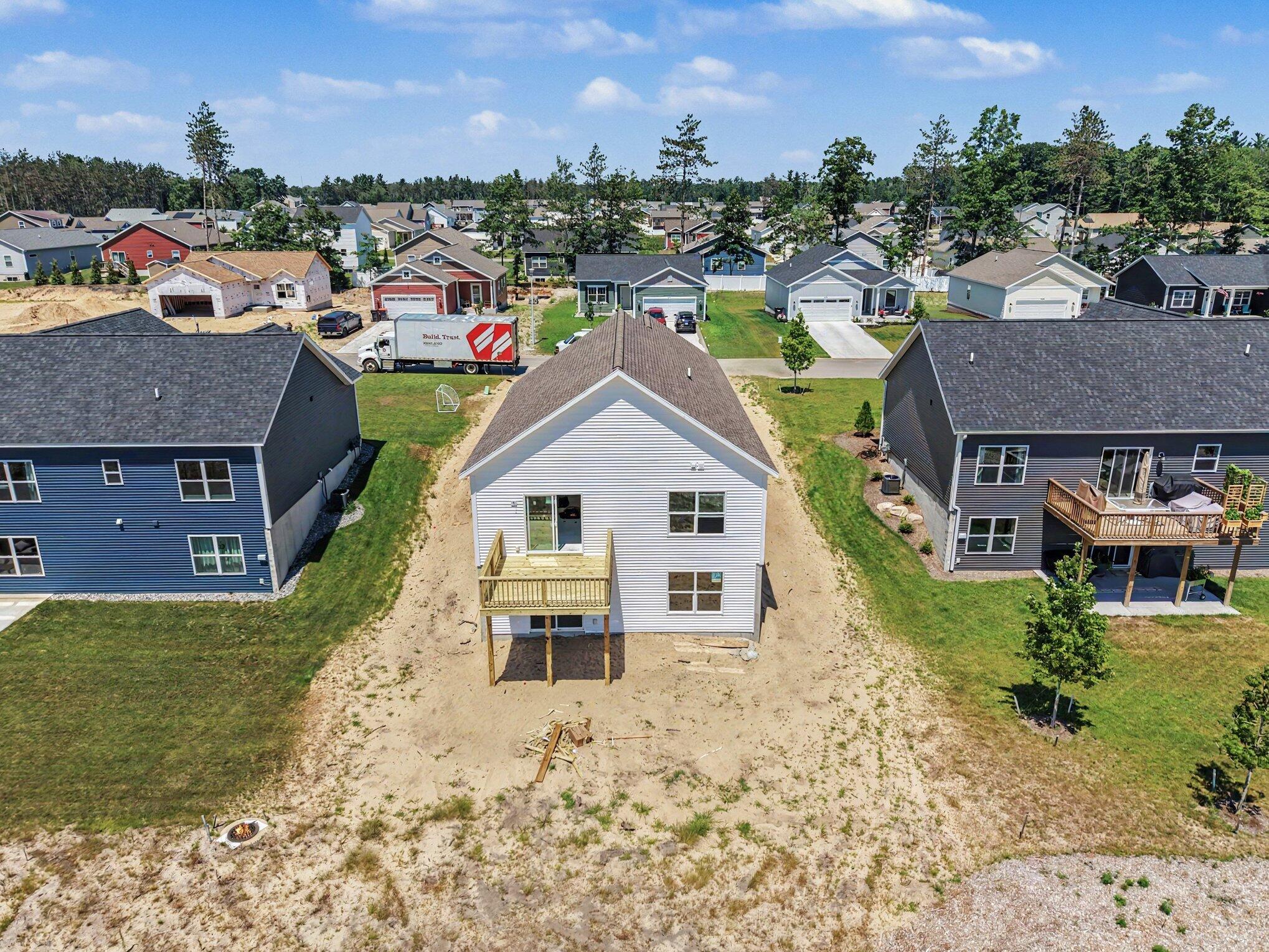 2489 Gray Wolf Way Muskegon MI 49444