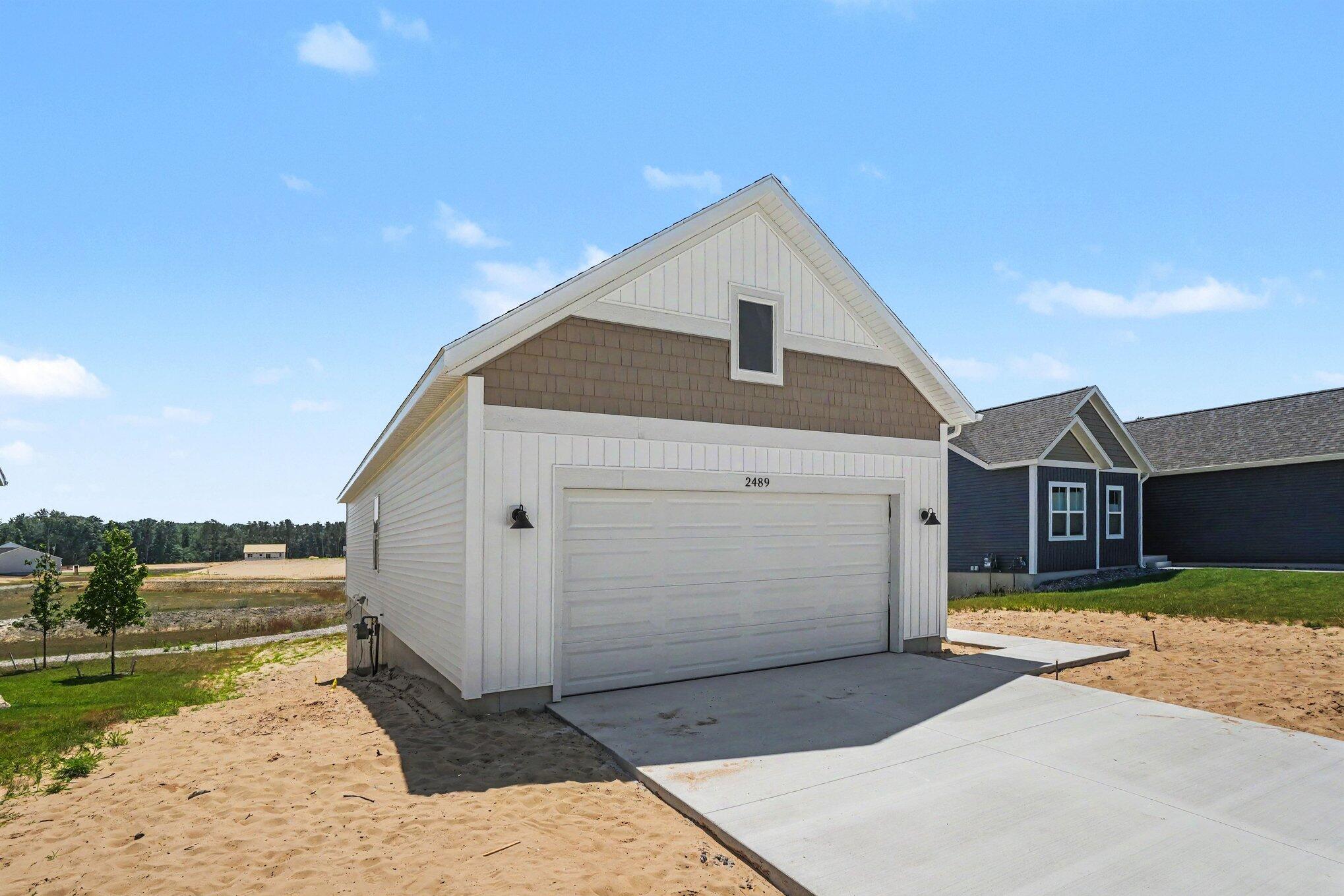 2489 Gray Wolf Way Muskegon MI 49444