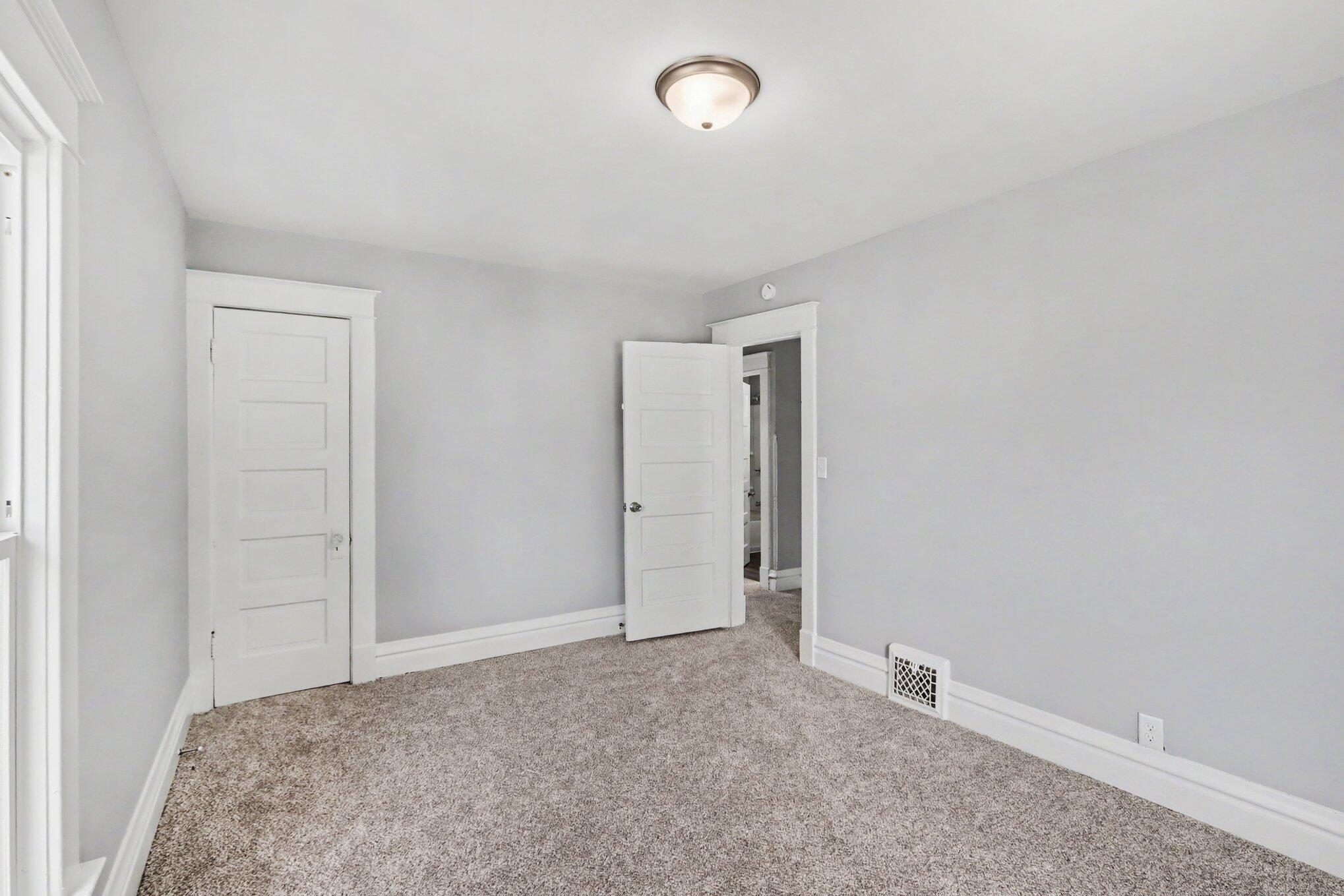 1117 Mills Street Kalamazoo MI 49001