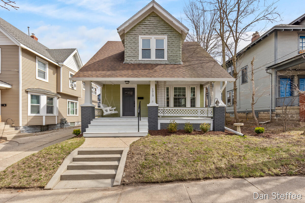 1010 Tamarack Avenue NW Grand Rapids MI 49504
