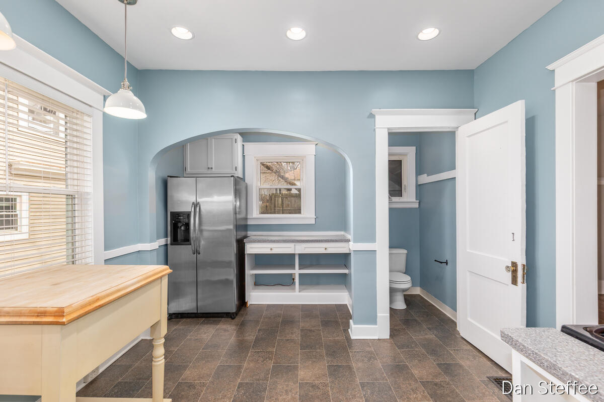 1010 Tamarack Avenue NW Grand Rapids MI 49504