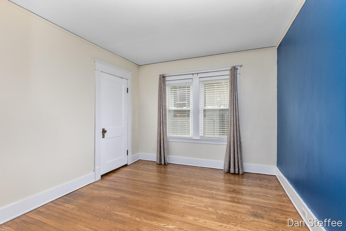 1010 Tamarack Avenue NW Grand Rapids MI 49504