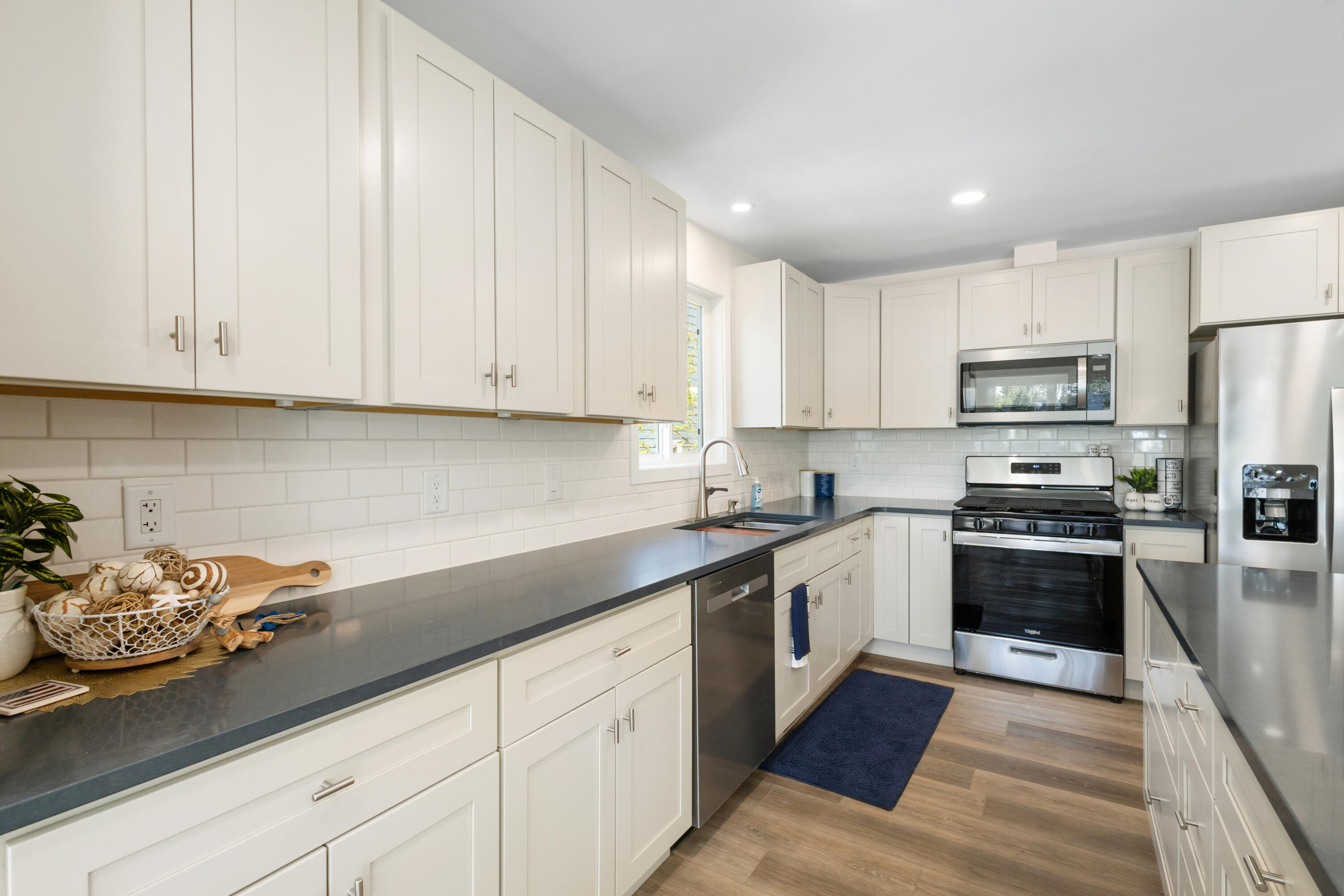 1304 N Eagle Lake Drive Kalamazoo MI 49009